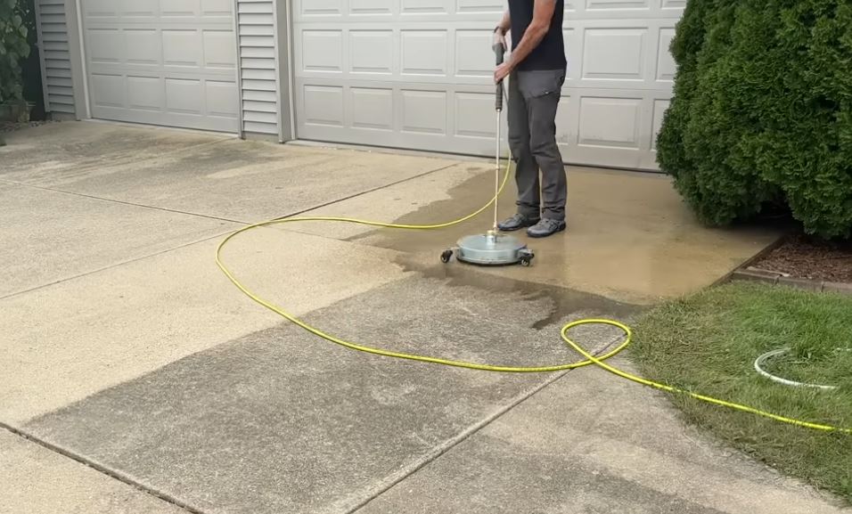 Driveway pressure washing service