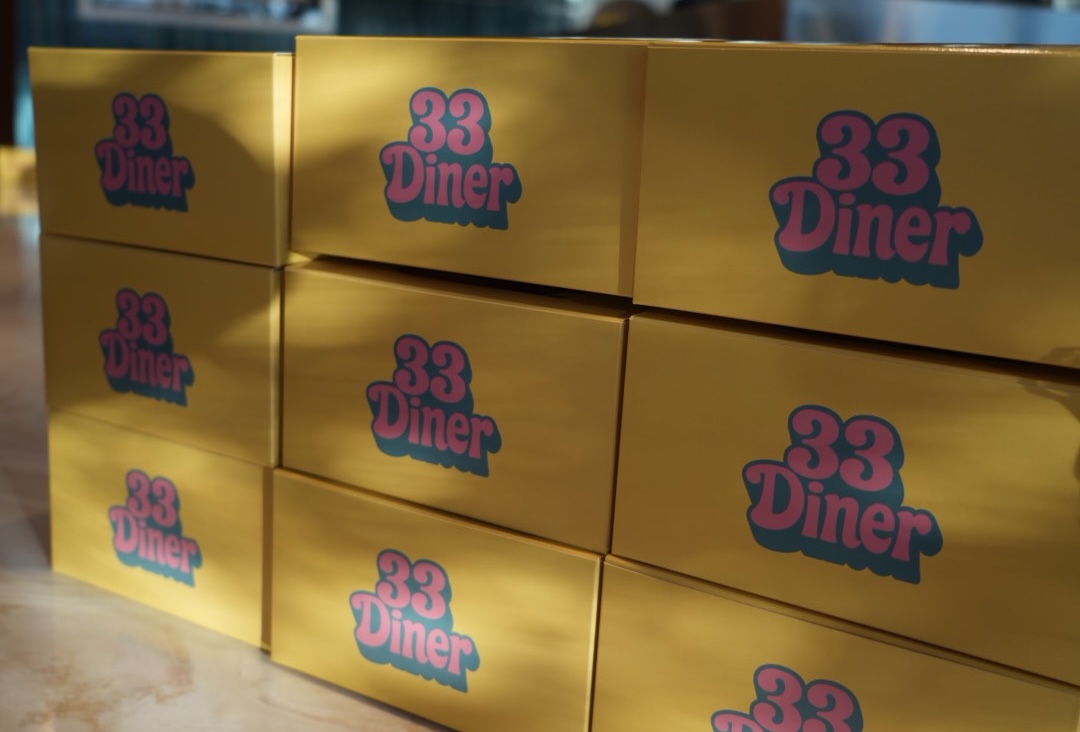 33 Diner food delivery