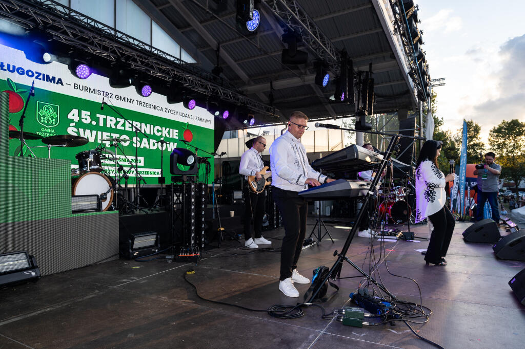 PoTrzebni Band — koncert plenerowy, festyn, oprawa muzyczna imprezy 5