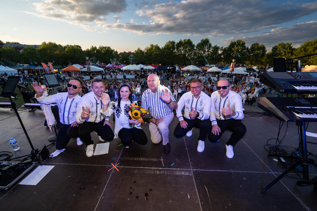 PoTrzebni Band — koncert plenerowy, festyn, oprawa muzyczna imprezy 4