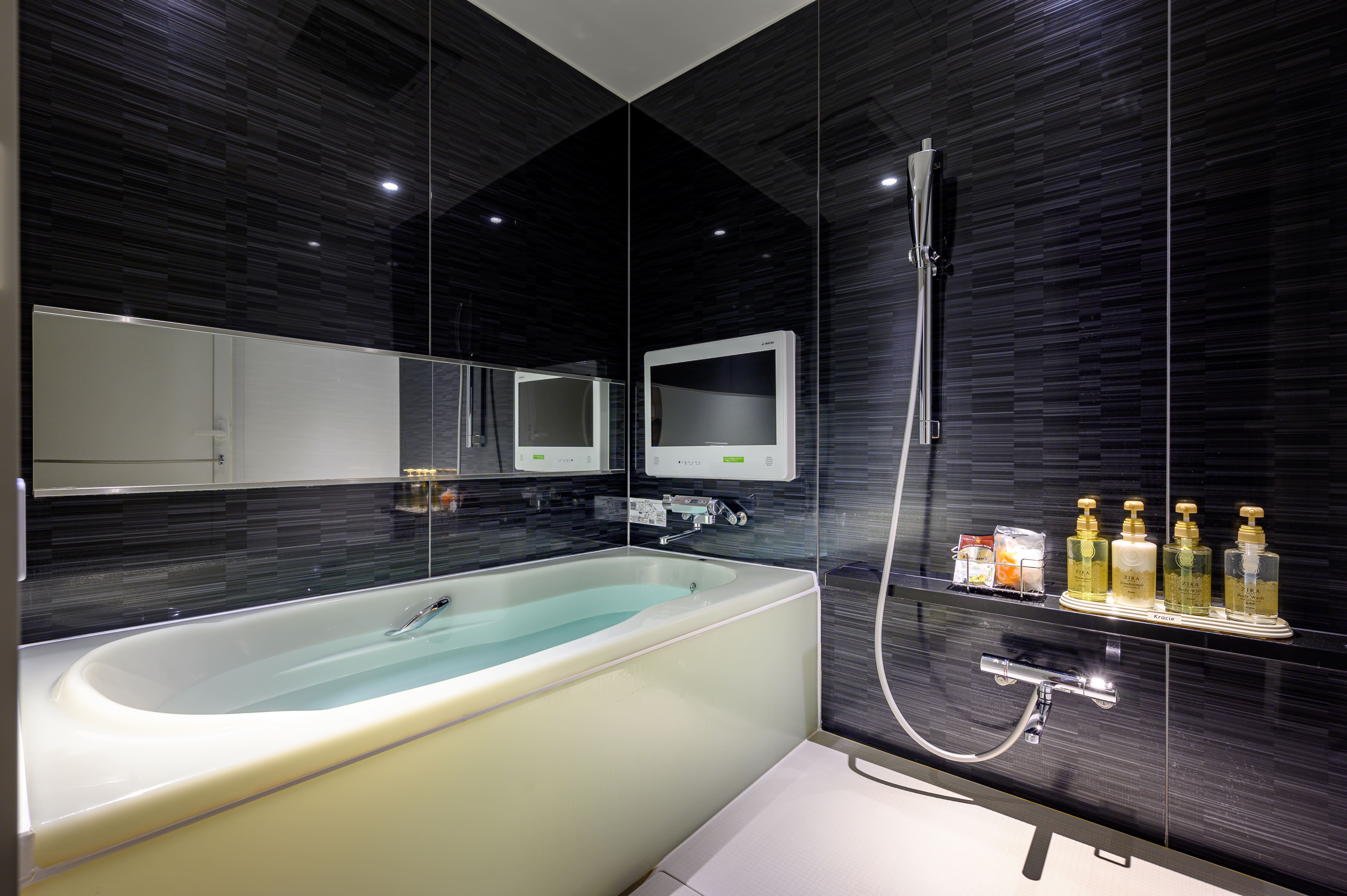 Room 201 4