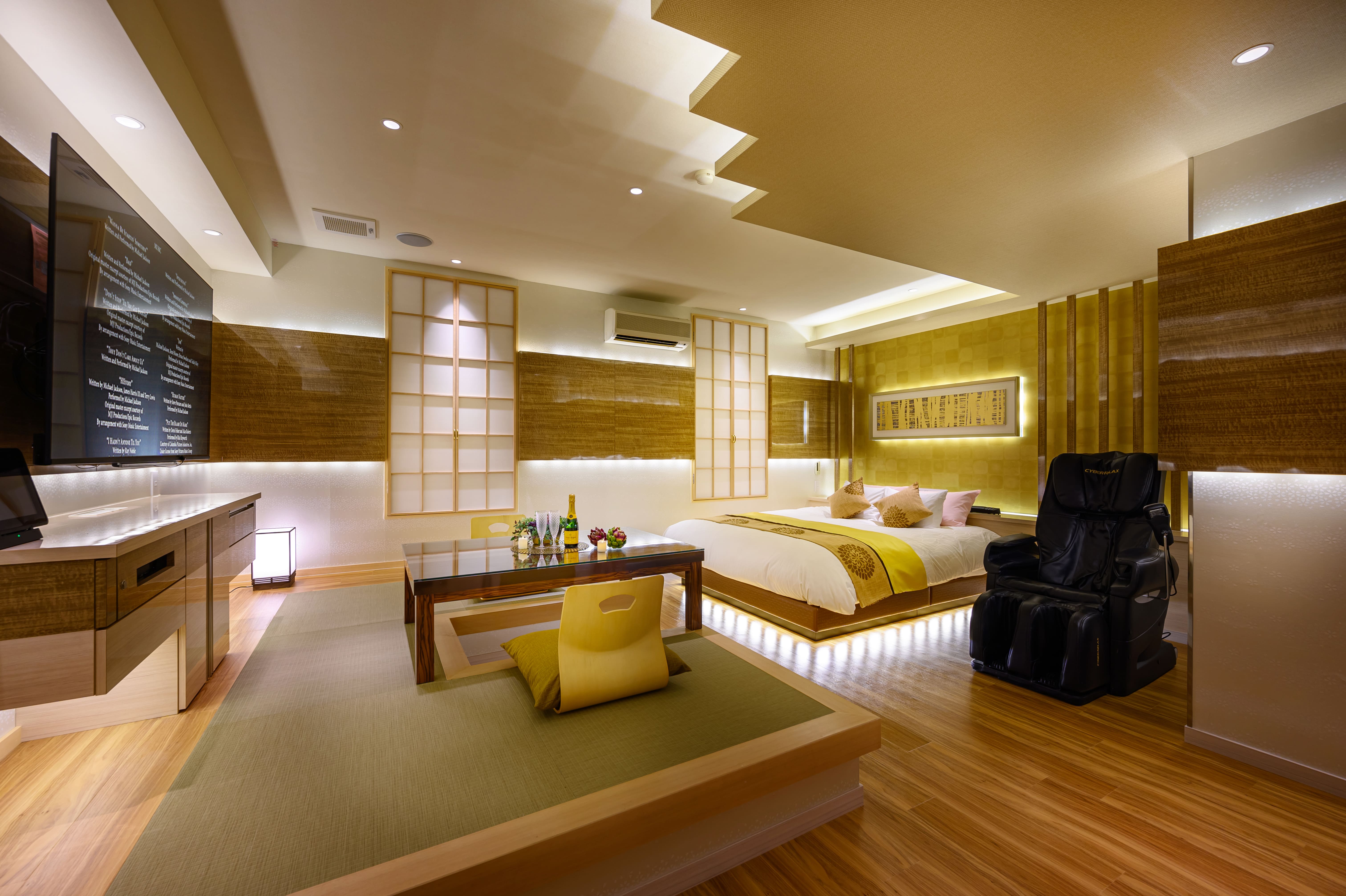 Room 201 1