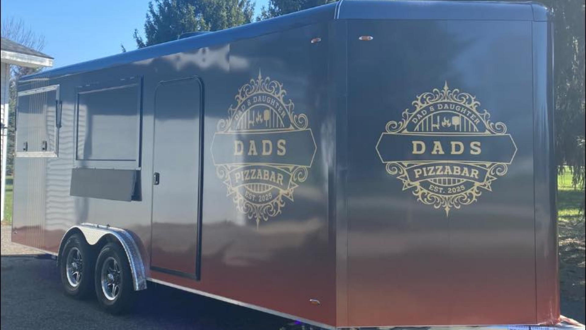 DADs PizzaBar Trailer