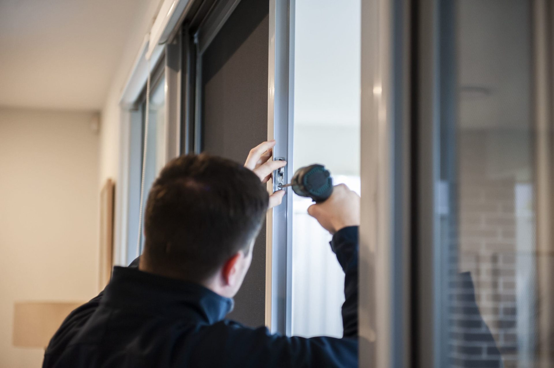 North Miami Beach window repair family home service