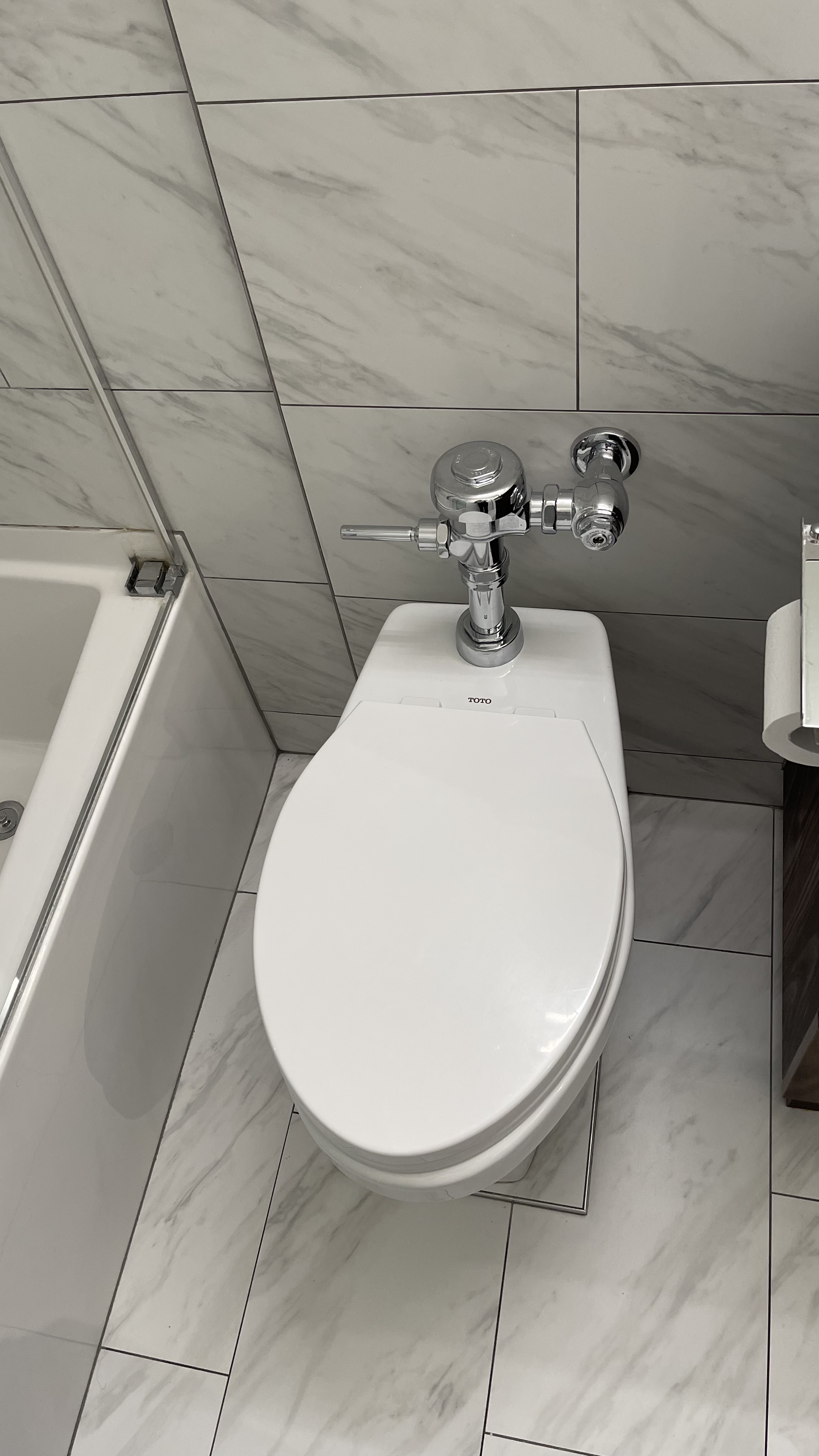 Elite Cleaning team at work