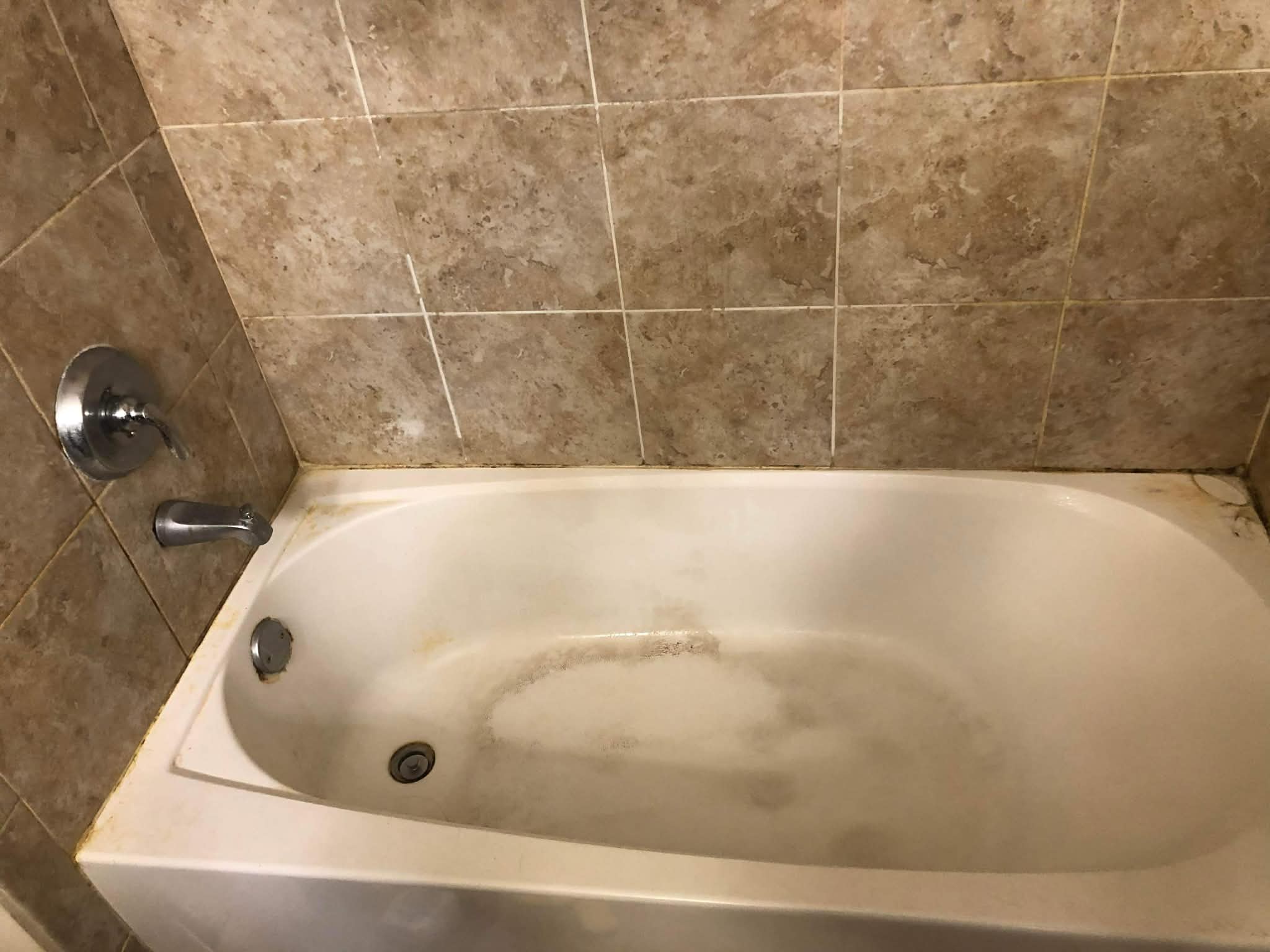 Before - Tub Transformation