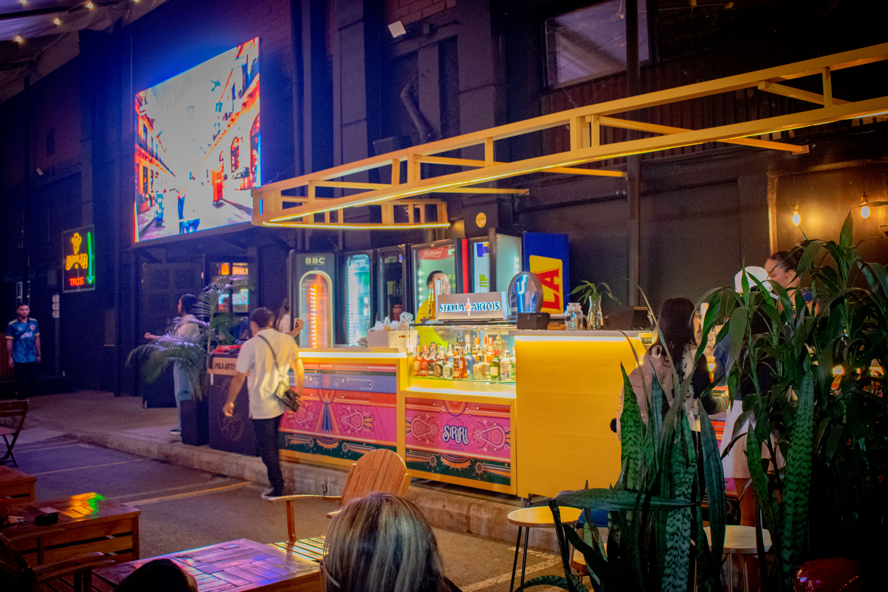 Oasis Bar - Mercado del Río Medellín