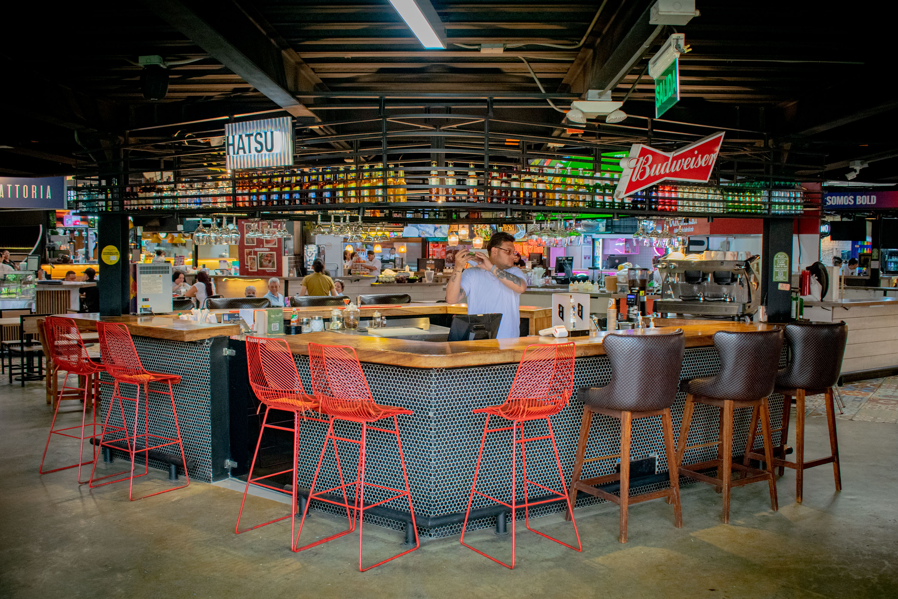 Bar del Río - Mercado del Río Medellín
