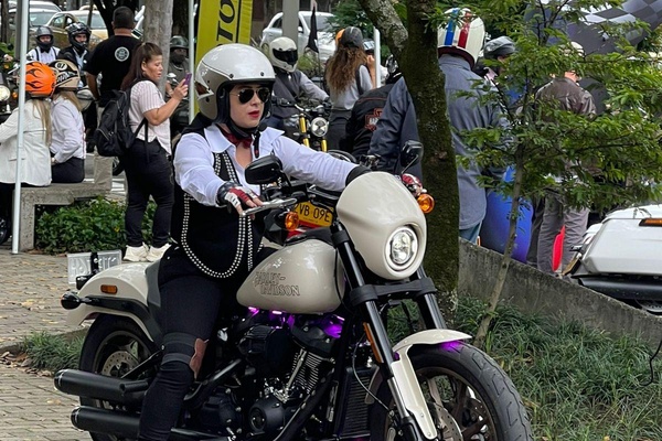 Gentleman's Ride — Rueda con Estilo