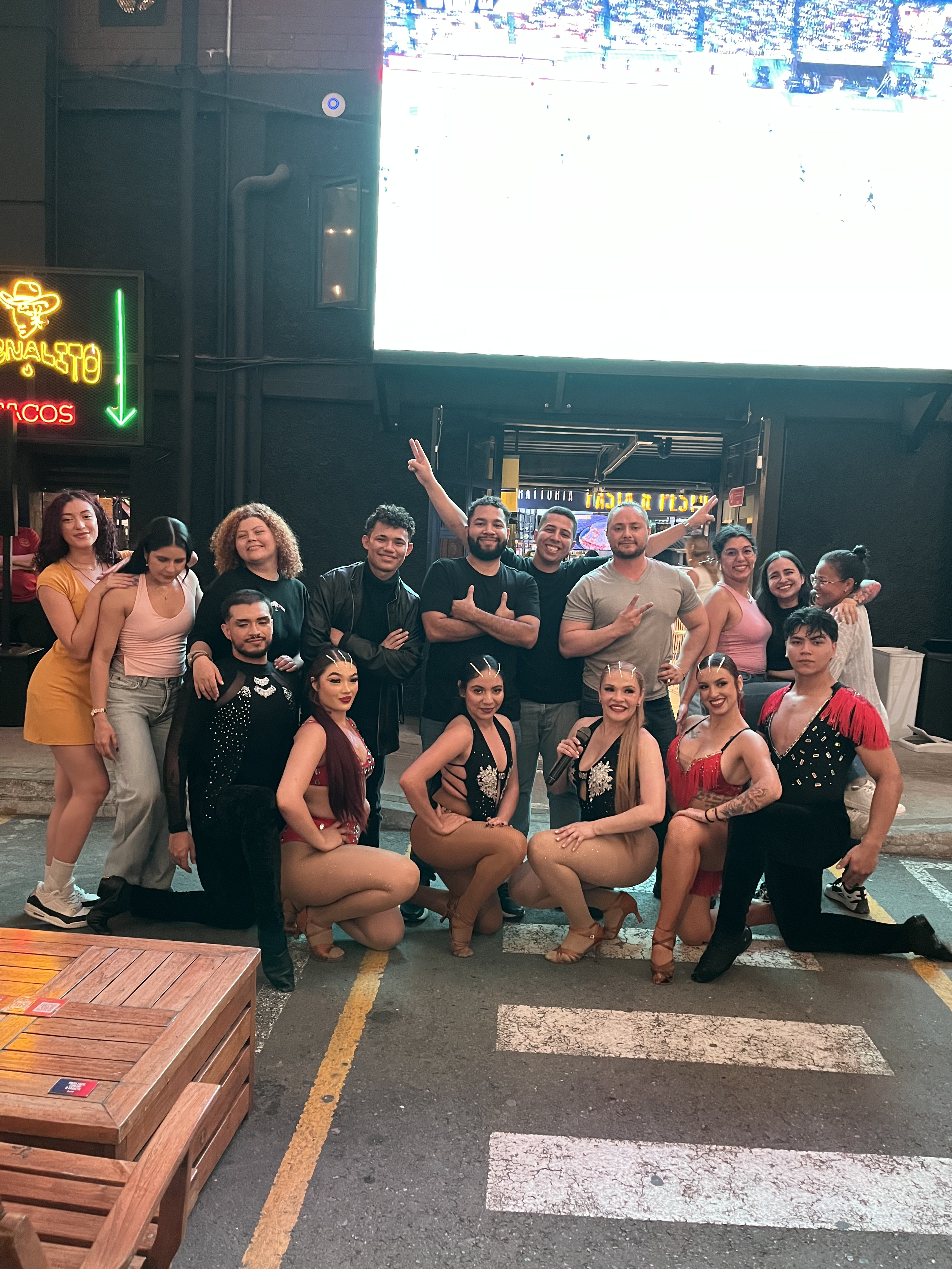 Clases de baile en espacio abierto