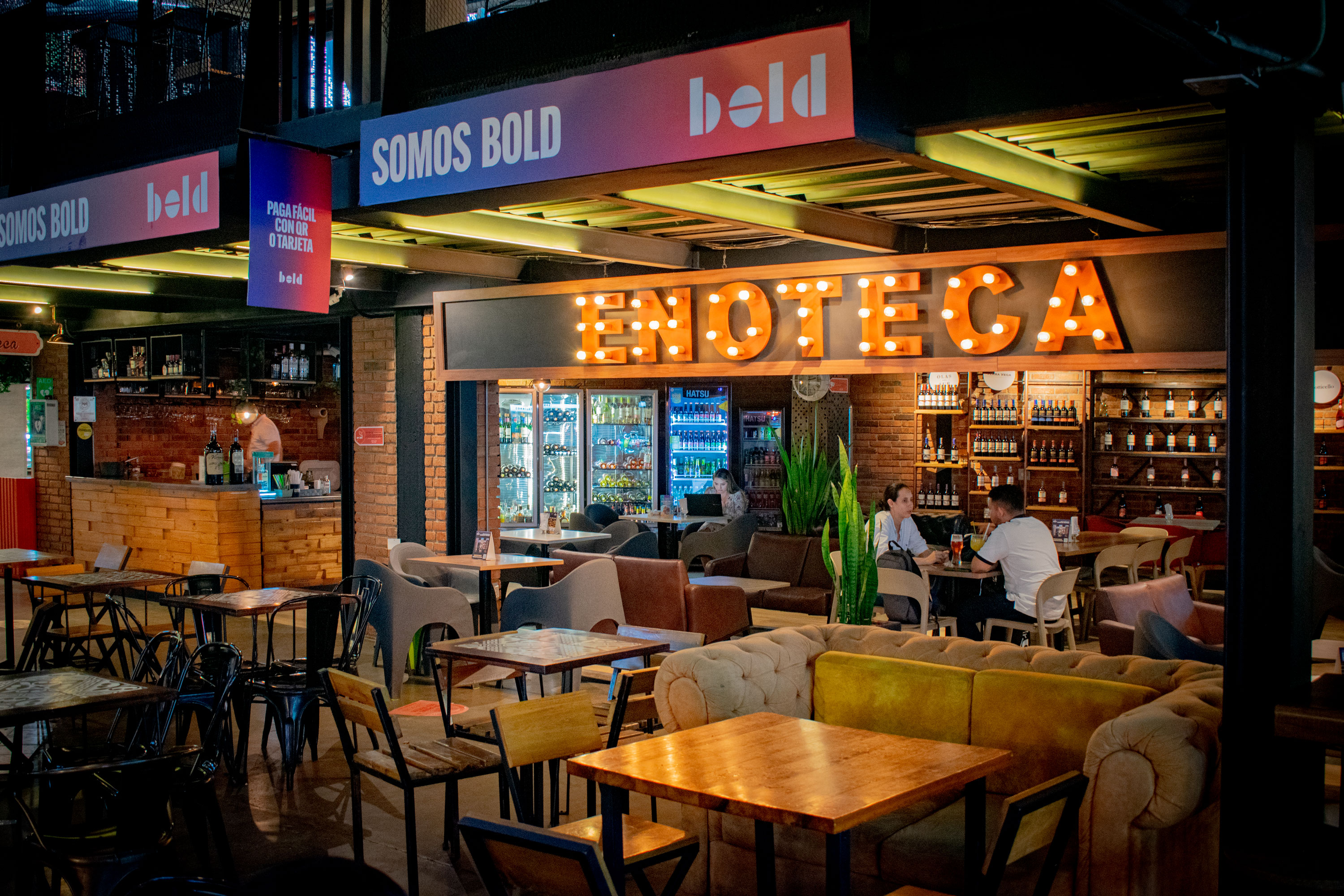 Enoteca - Vinos Mercado del Río Medellín