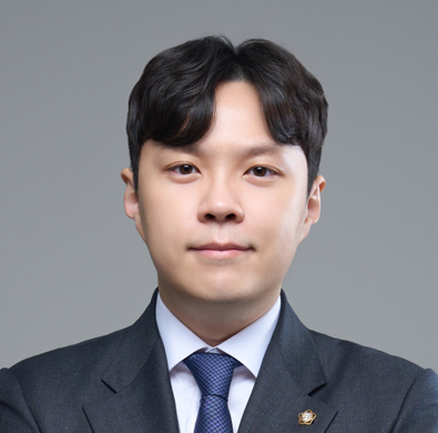 서민기 변호사