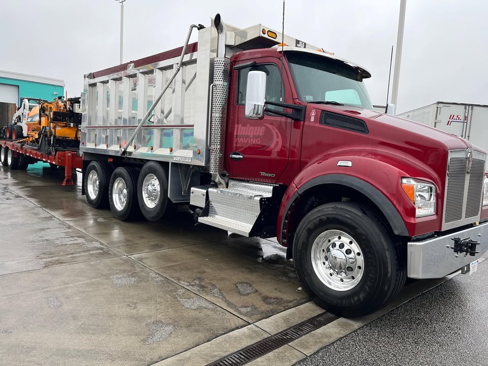 Commercial paving project in Massachusetts