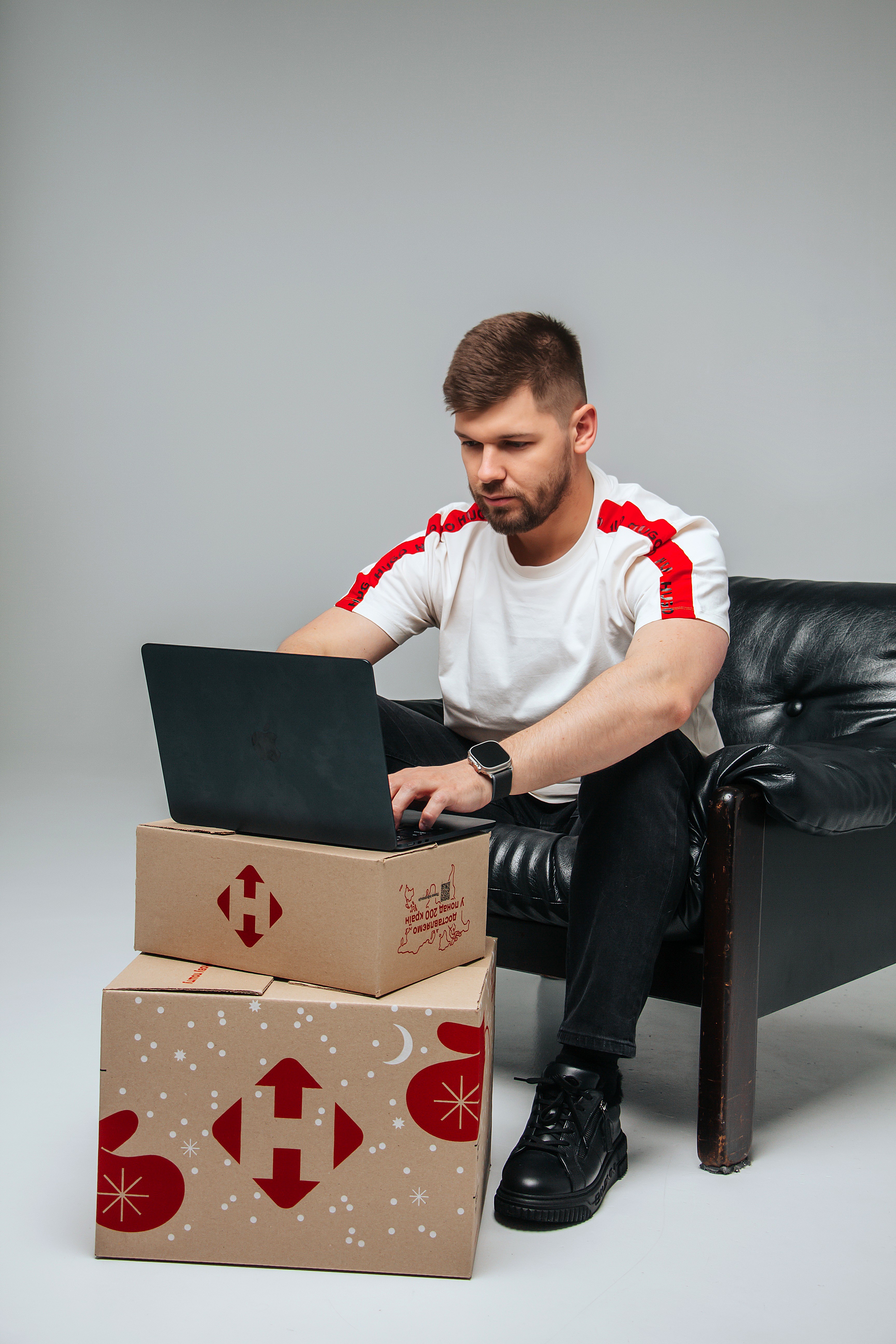 Михайло за роботою