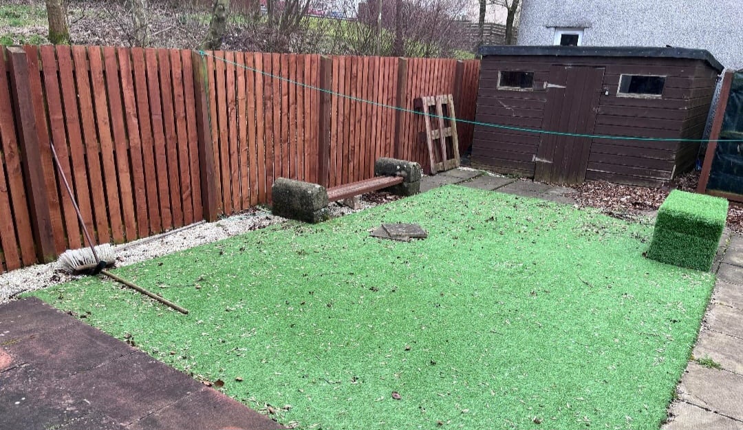 Garten Vorher – Natursteinterrasse