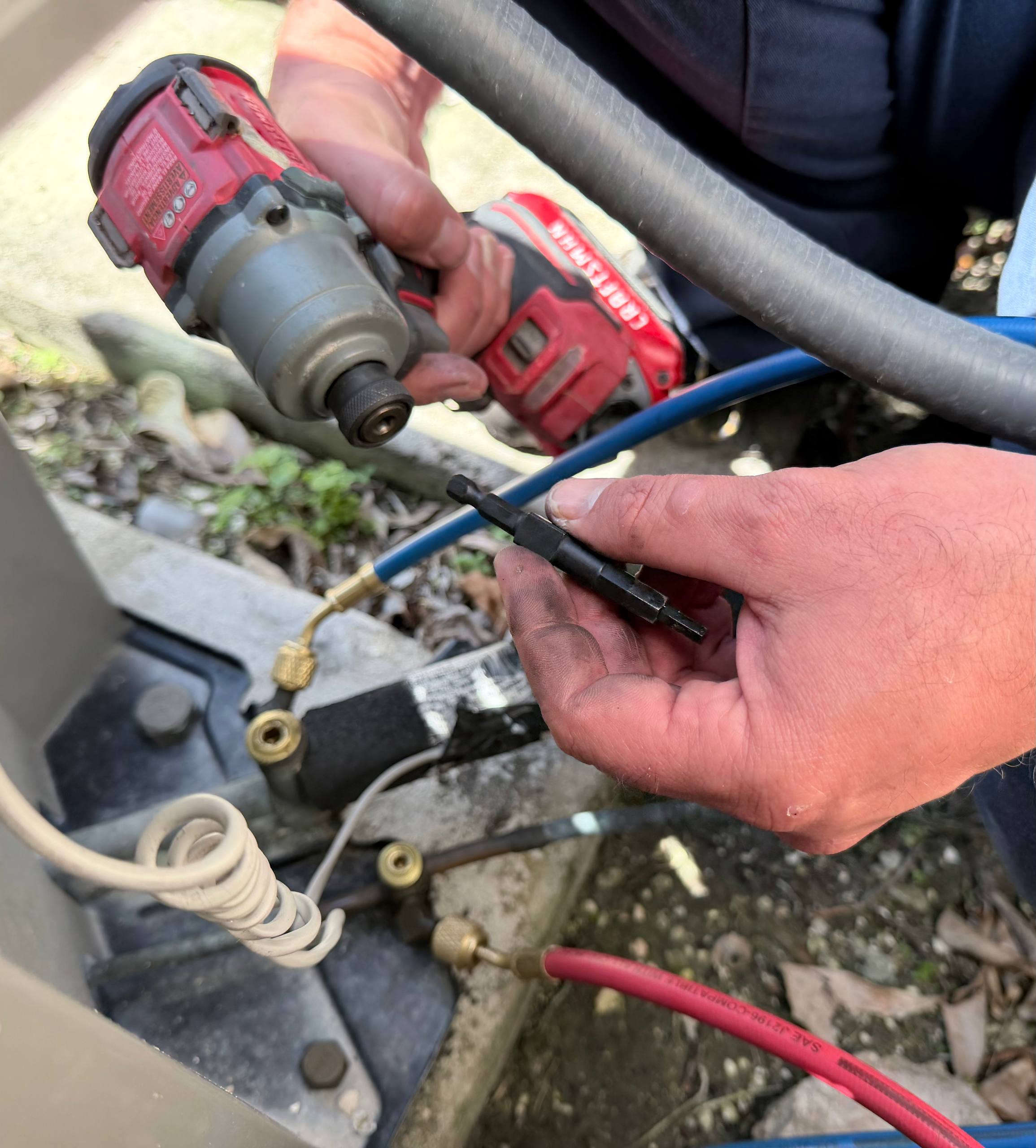Inserting Gabriel Hex Head Speed Adapter into impact drill