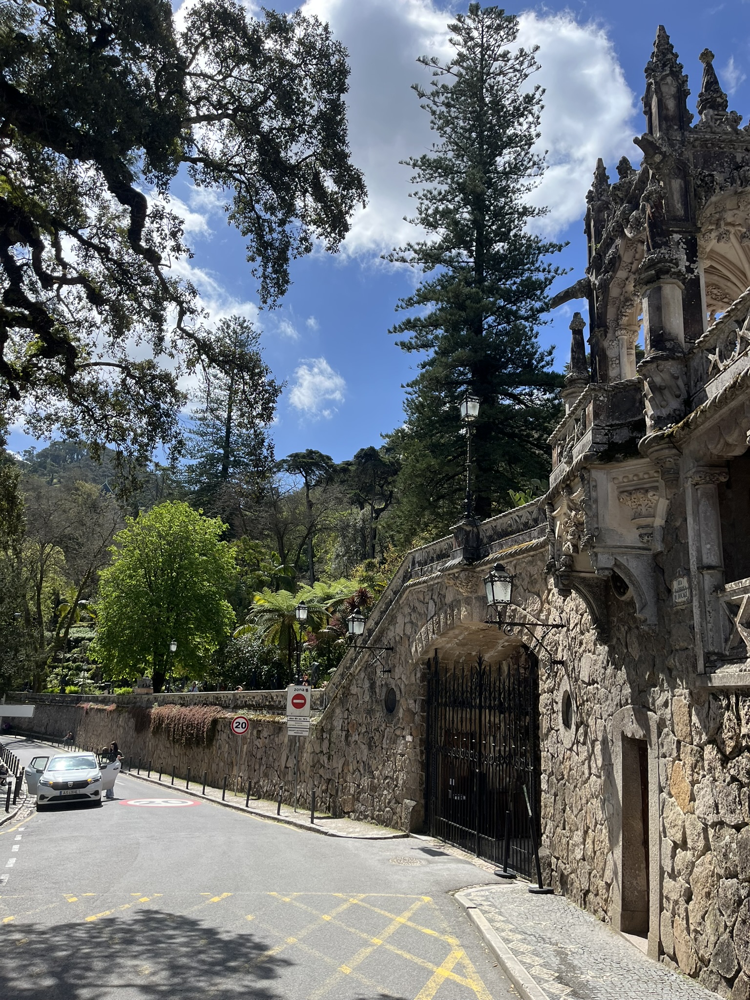 Sintra – Palaces and lush forests