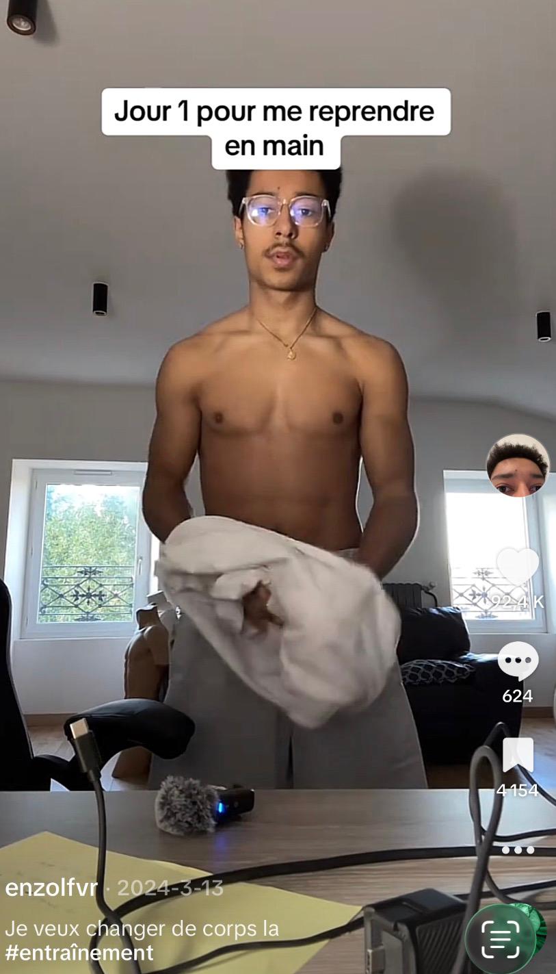 Enzo avant — Mars 2024