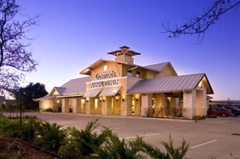 Crossroads Animal Clinic