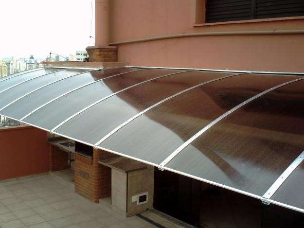 Policarbonatos e ACM em Brasília e Entorno do DF