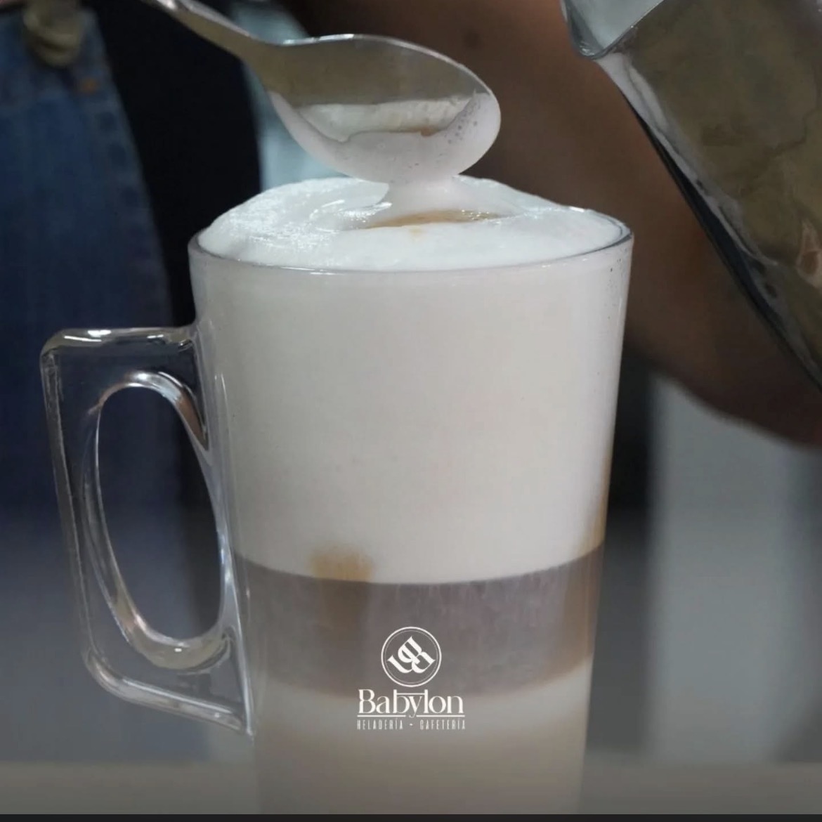 Frappés & Cafés Babylon Cafetería