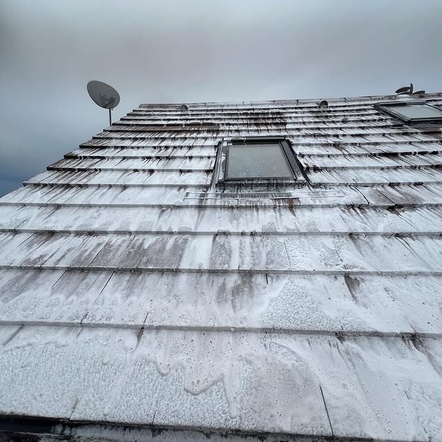 Under Pressure Liverpool driveway cleaning before and after