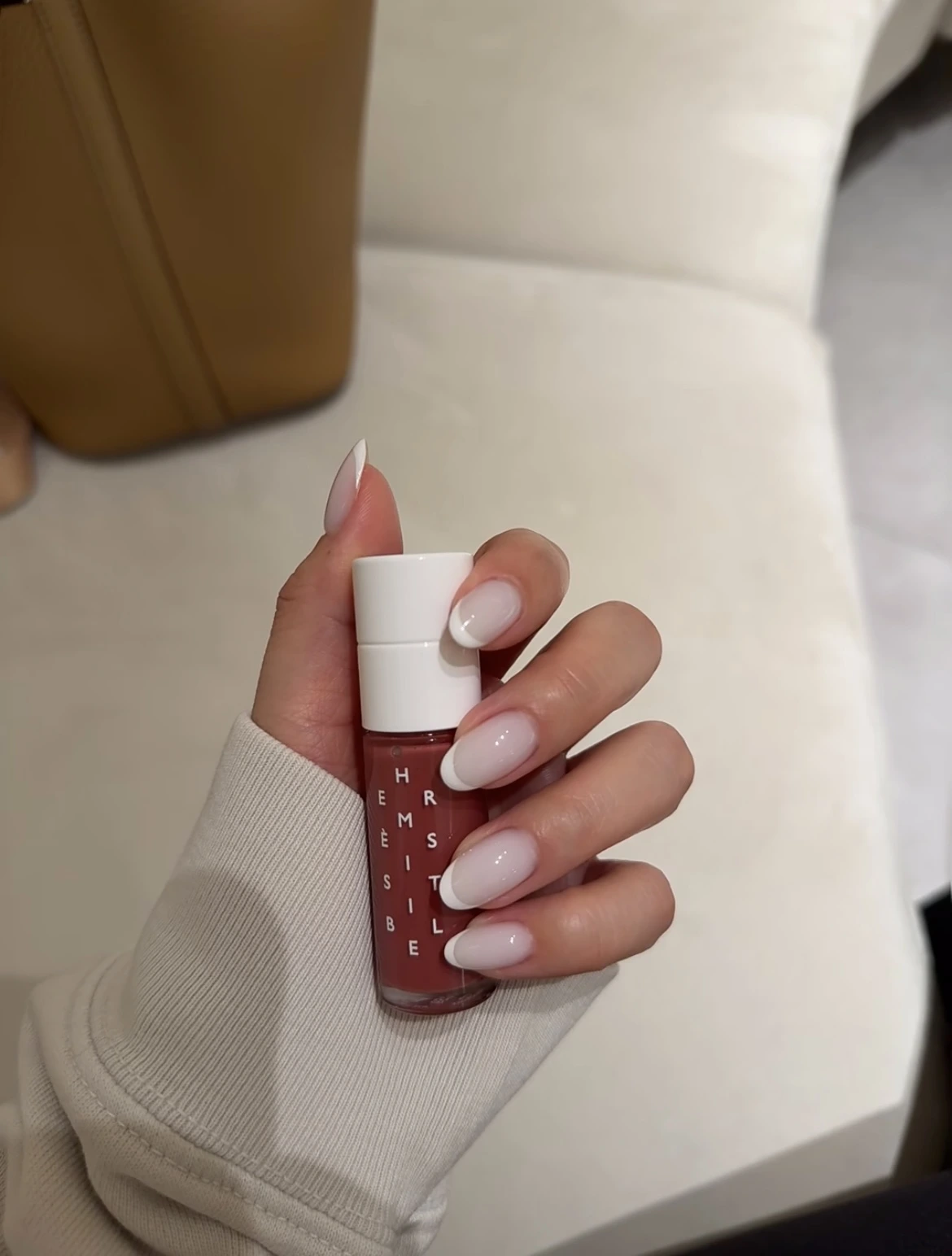 Contact Nail Lab NYC - Manhattan boutique nail spa