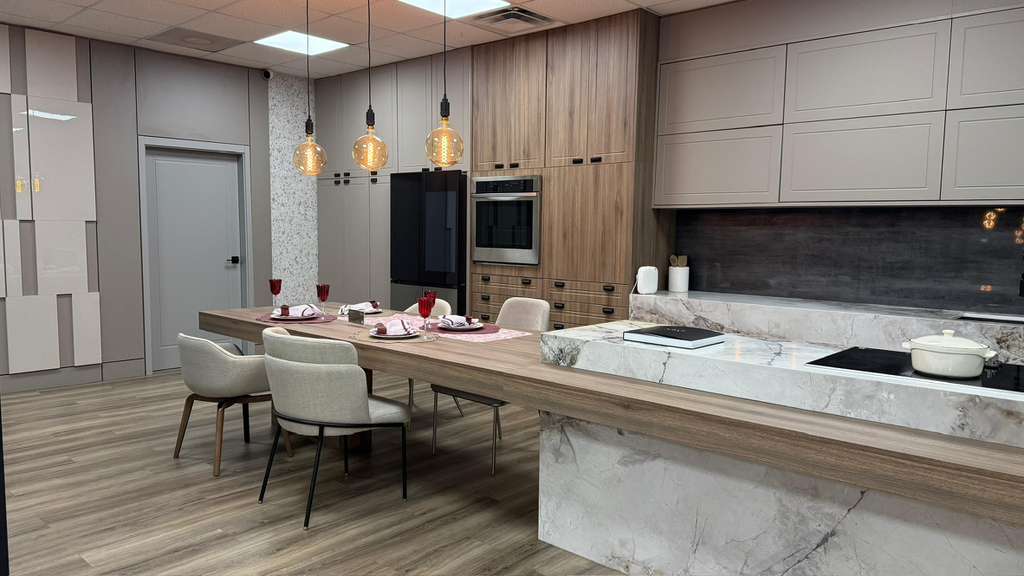 Living & Kitchen Display