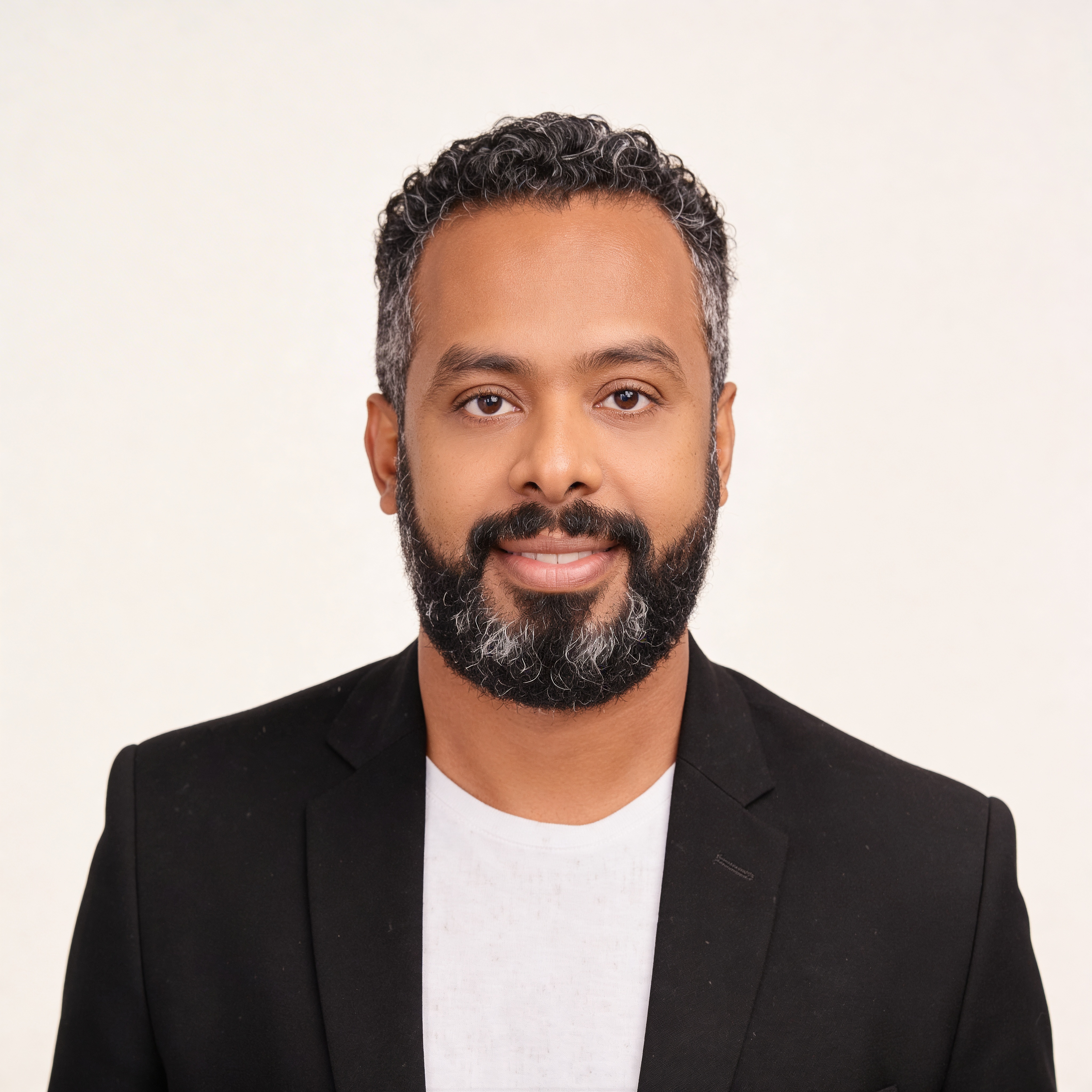 Omar Safeer – Founder & CEO, Safeer Digital