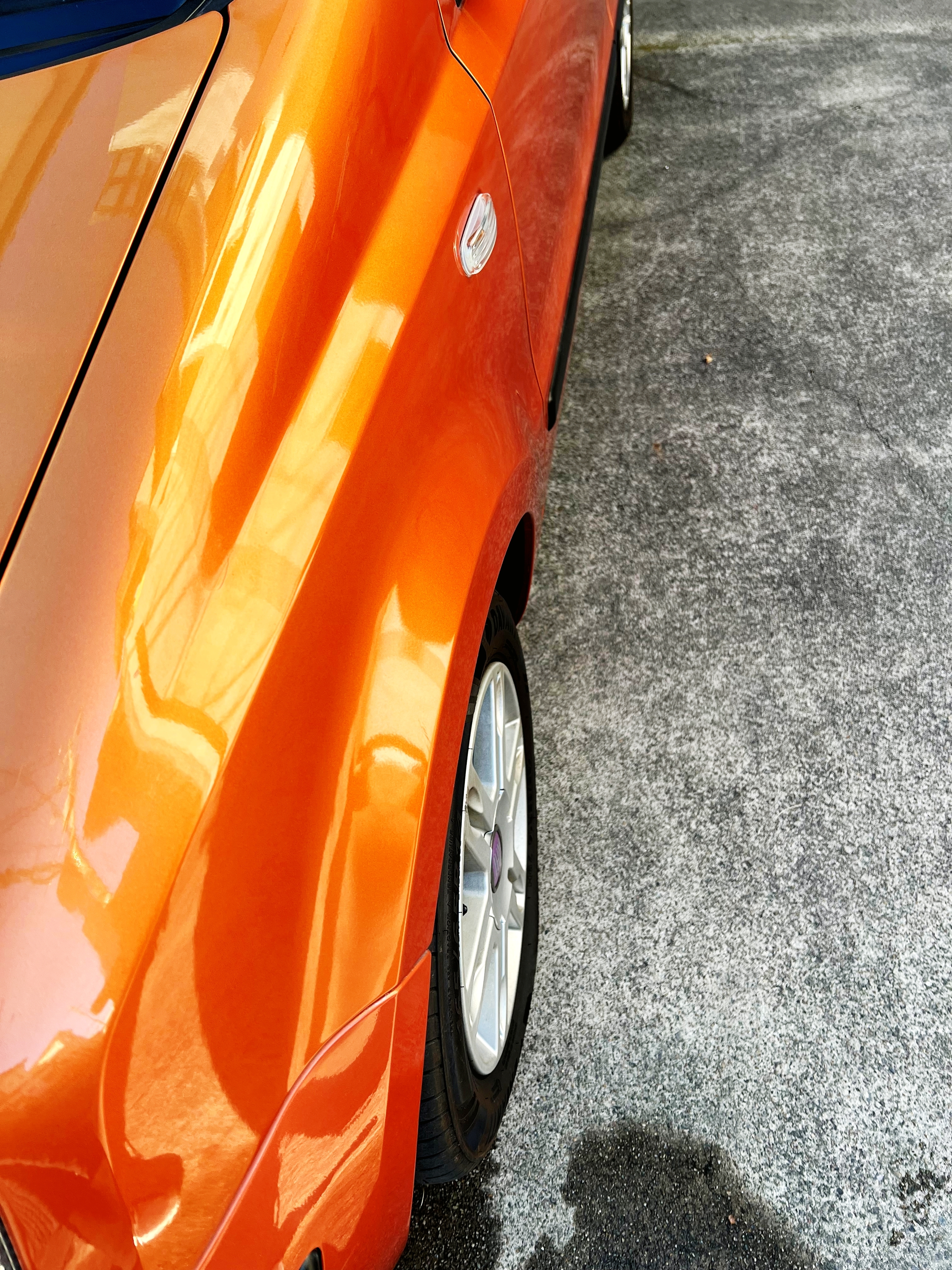 LEBLANC STANDARD 施工例 オレンジ車 フロント