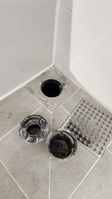 배수구 분진제거 청소 전