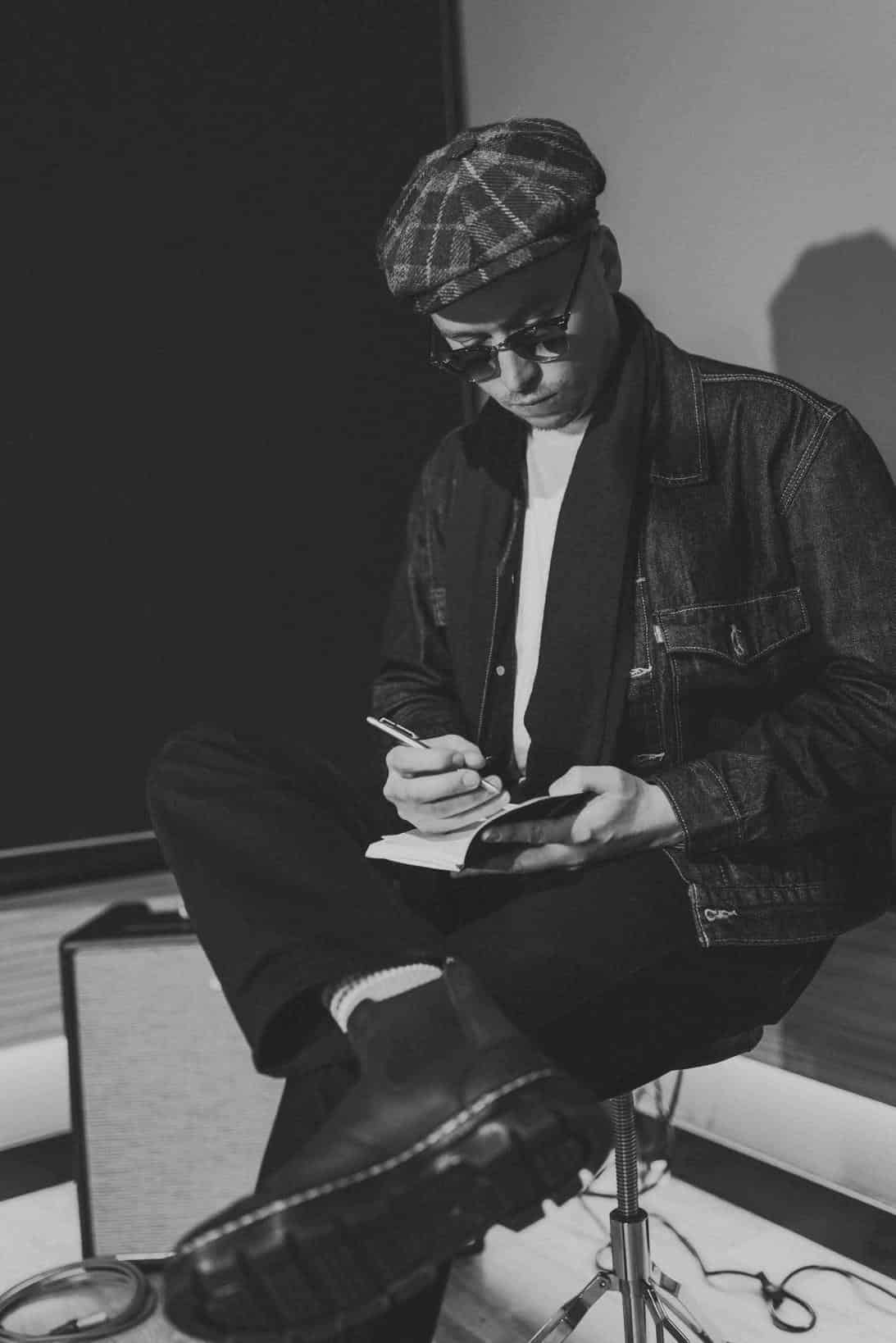 Johnny Barr portrait shot 2026 - alt rock singer songwriter from Scotland official press photo