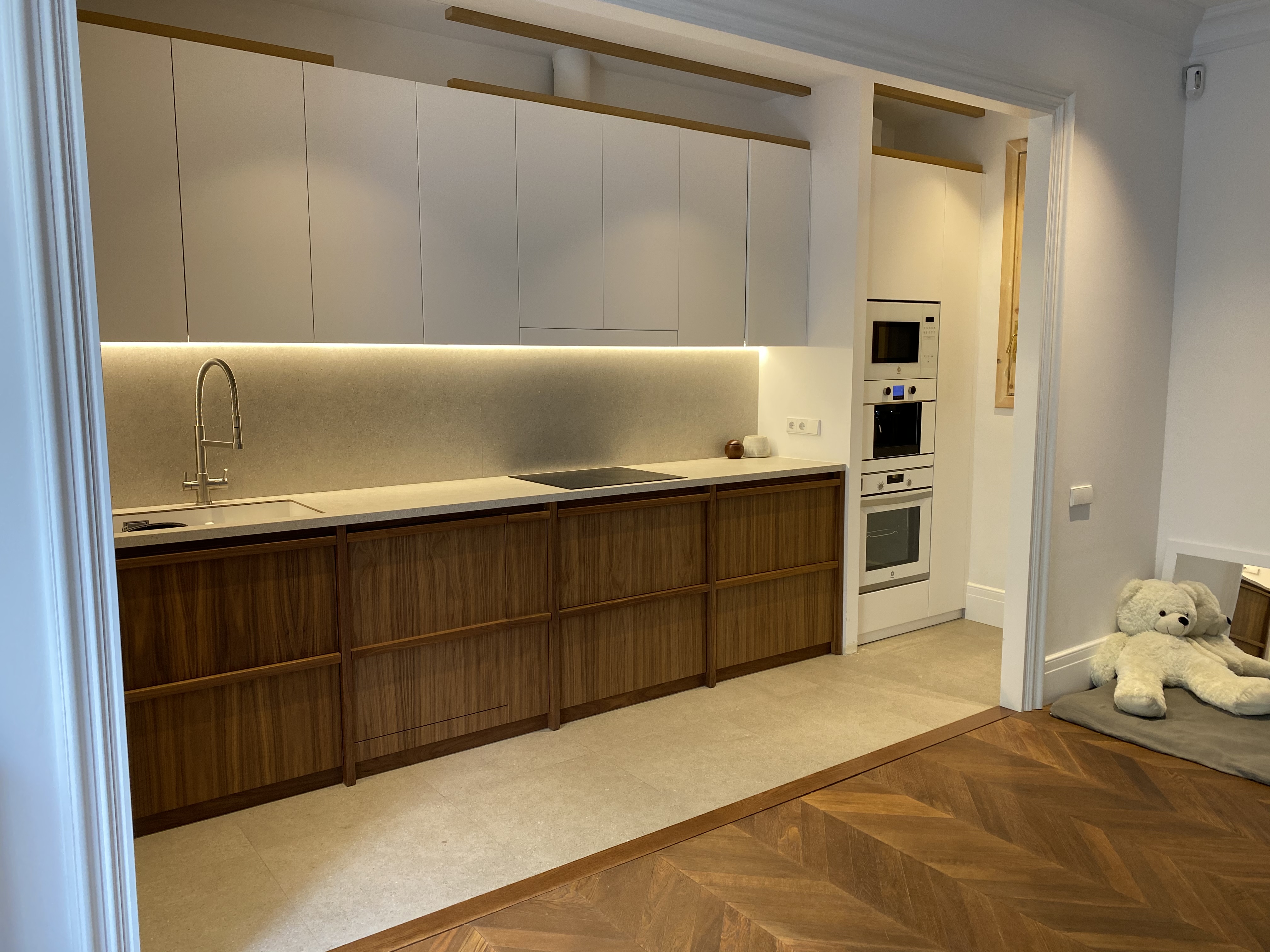 Cocina Minimalista en Les Corts