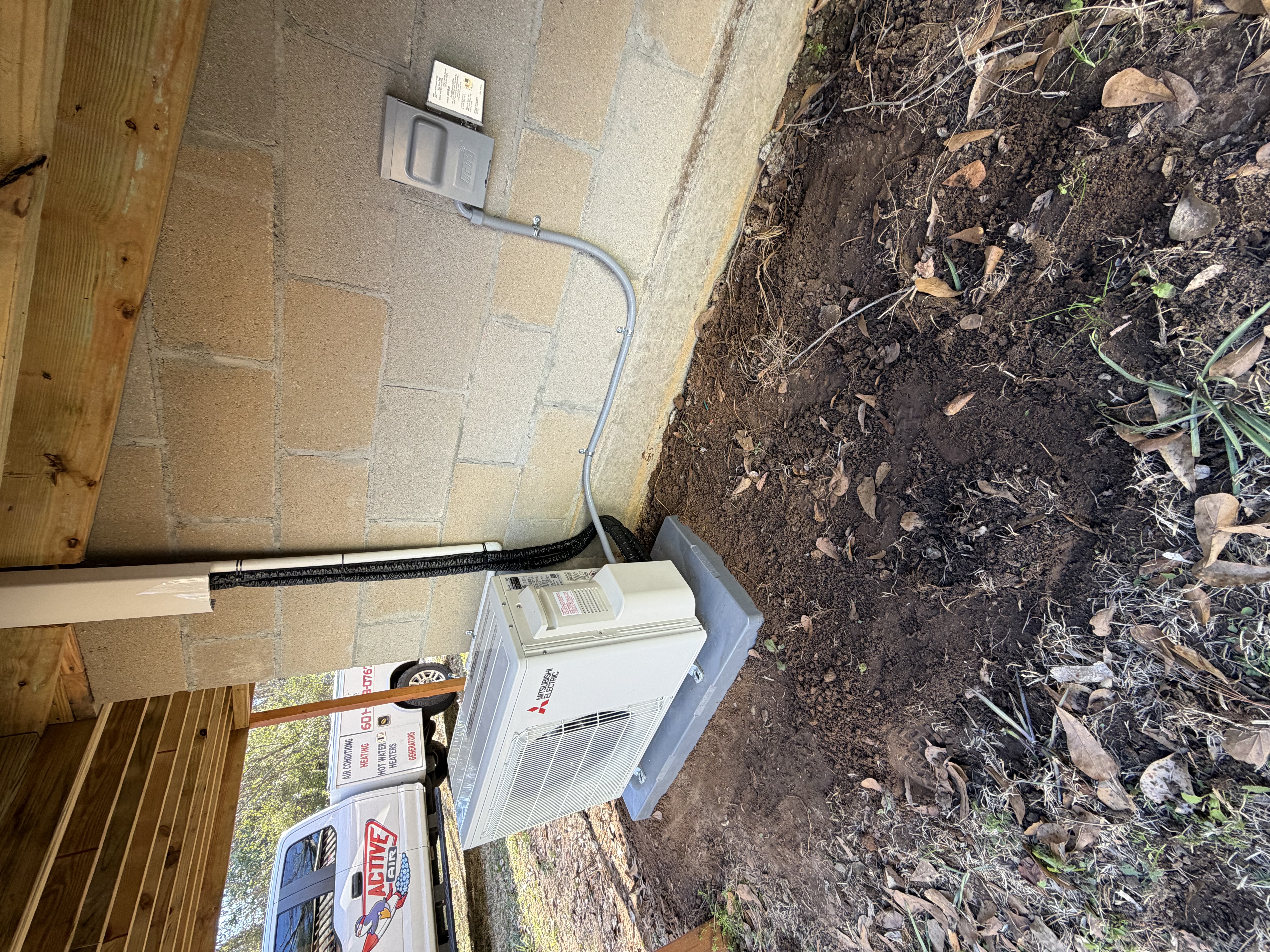 Active Air technician providing free HVAC estimate
