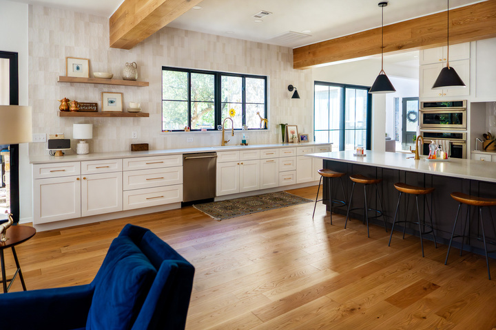 Premium Kitchen Hardwood Flooring - ICS Home and Commercial Beautiful kitchen with premium hardwood flooring by ICS Home and Commercial