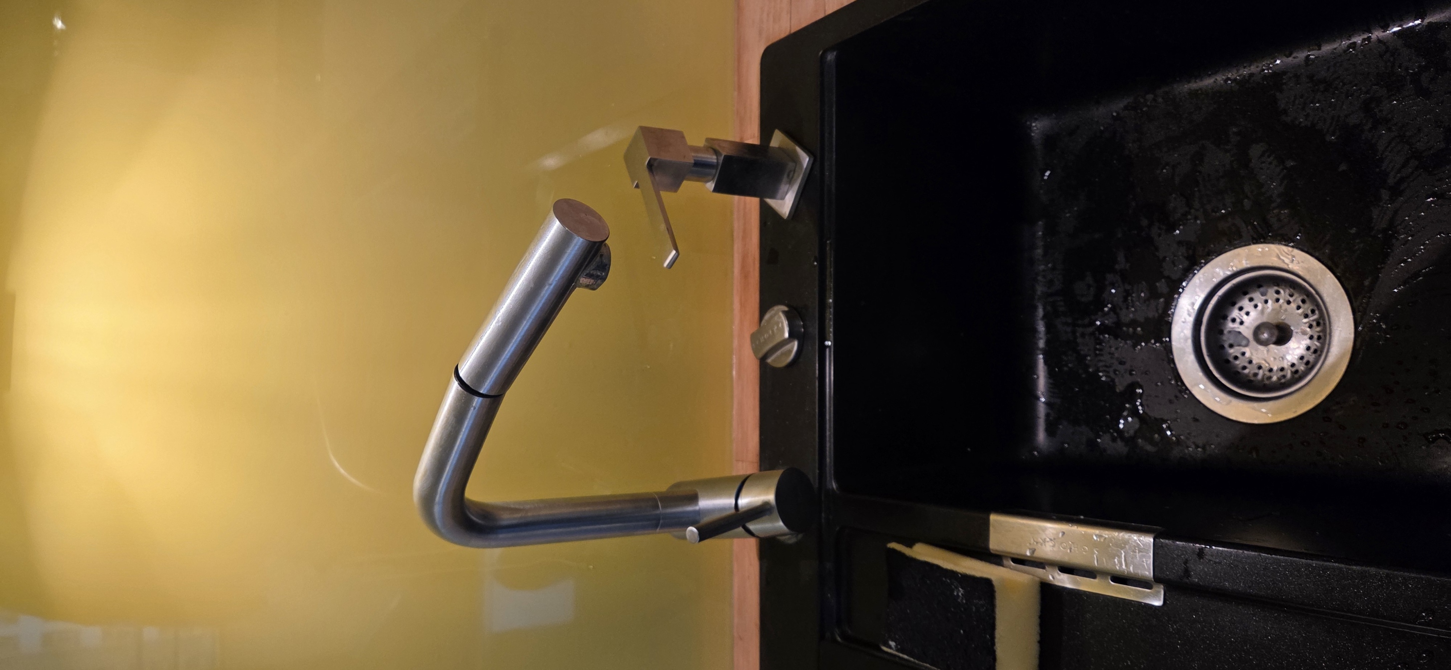 Wasserhahn – Vorher