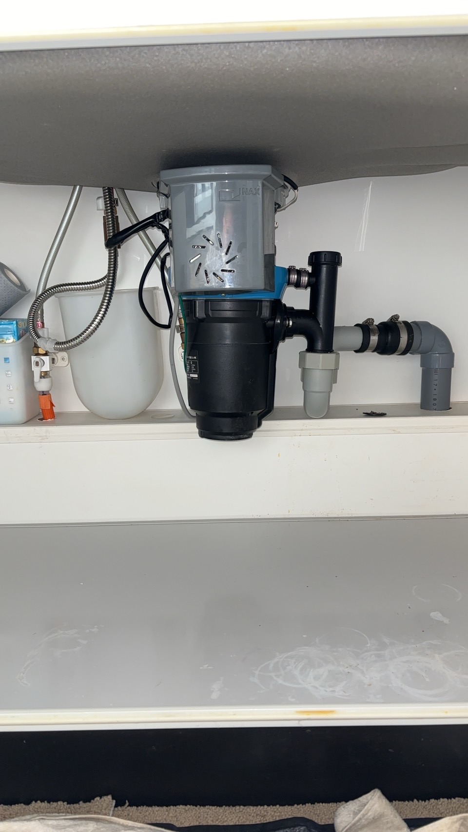 愛知県岡崎市 マンション LIXIL製からYS-8100へ交換 施工前