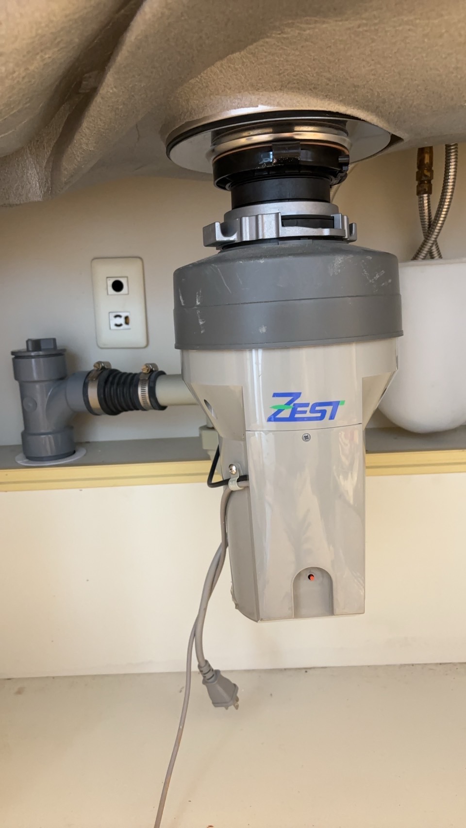 東京都渋谷区 マンション 日本ゼスト製からTITAN760へ 施工前