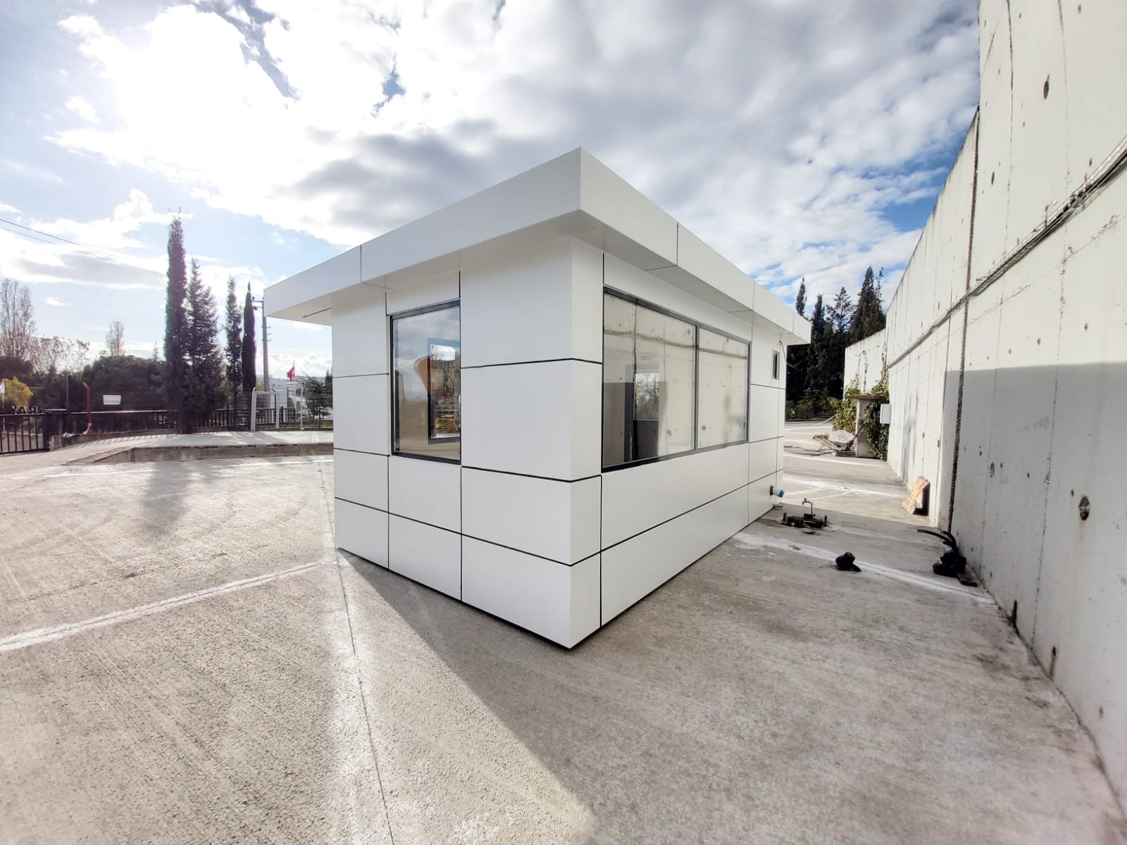 Composite coated container 7