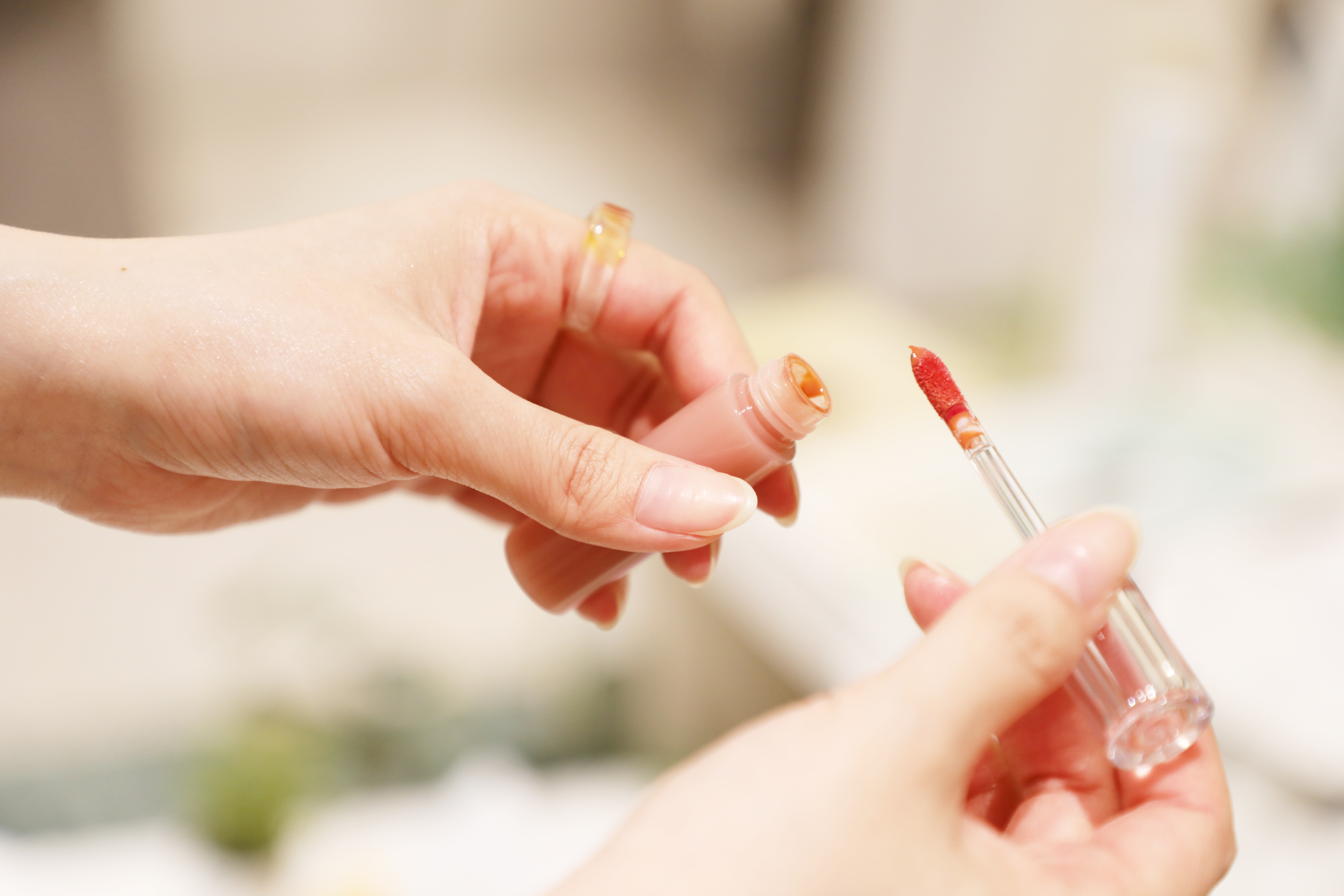 KOC配信商品イメージ(リップグロス)