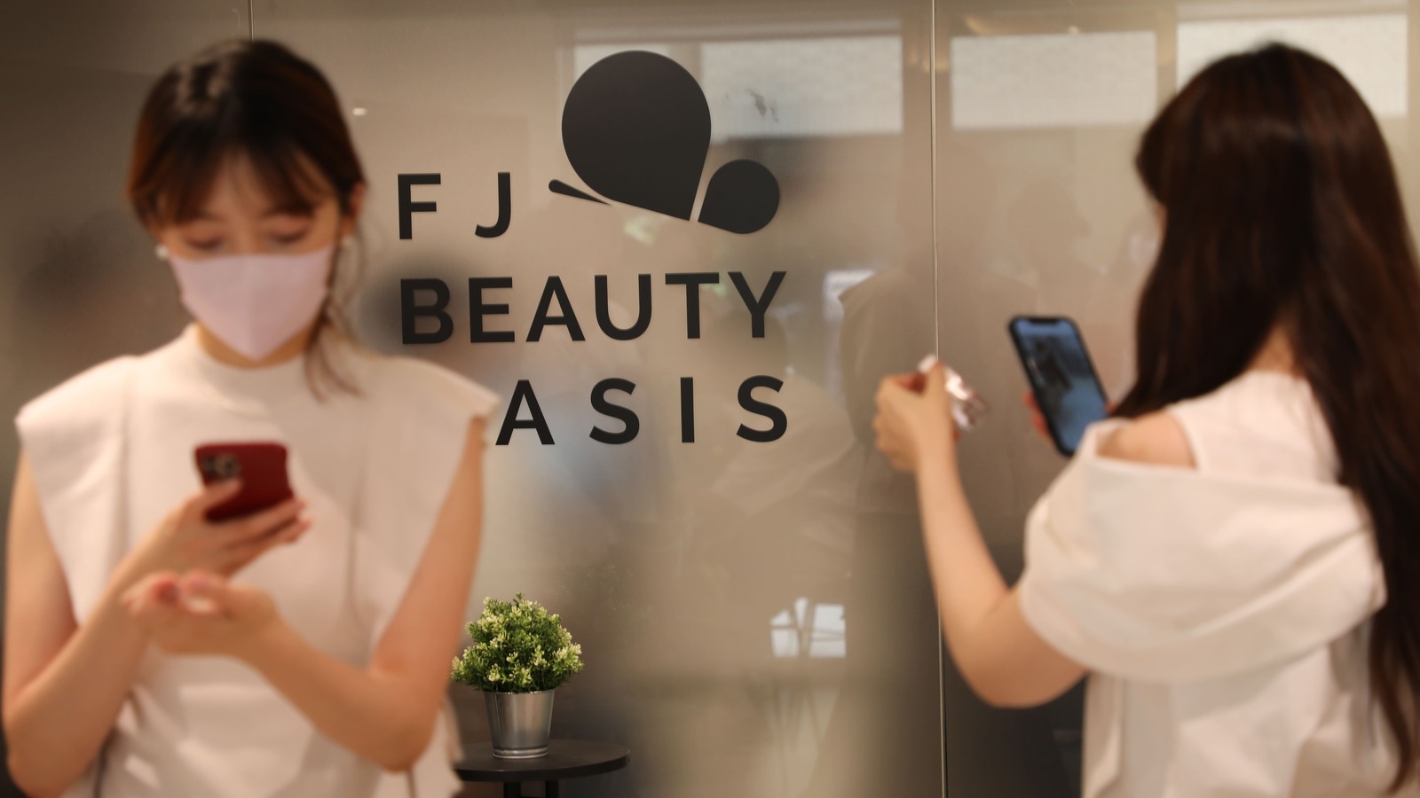 訪日中国人向け会員制免税店「FJ BEAUTY OASIS」新宿グランドオープン