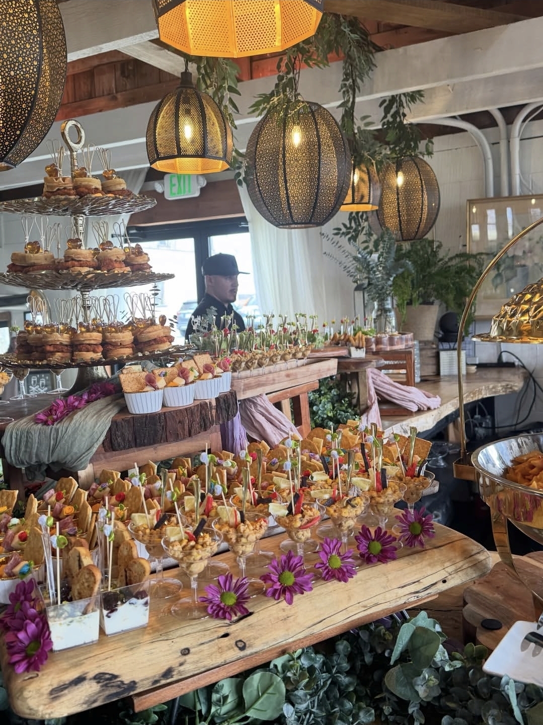 Palleschi Pizza Catering wood-fired Neapolitan pizza at outdoor event