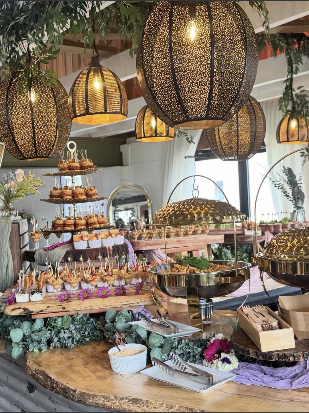 Palleschi Pizza Catering event setup with wood-fired oven and guests