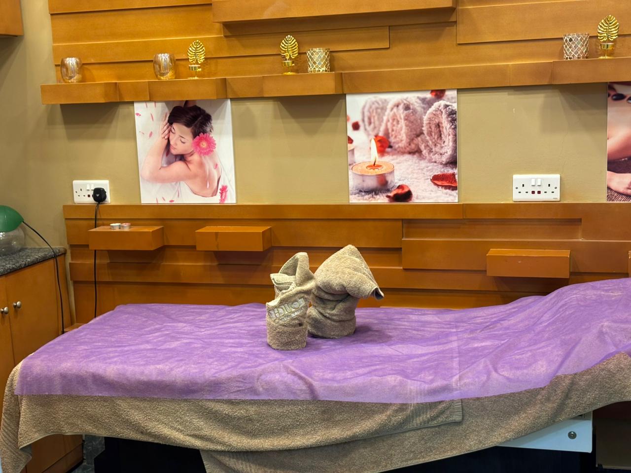 Blue Moon Beauty Salon Gallery Header