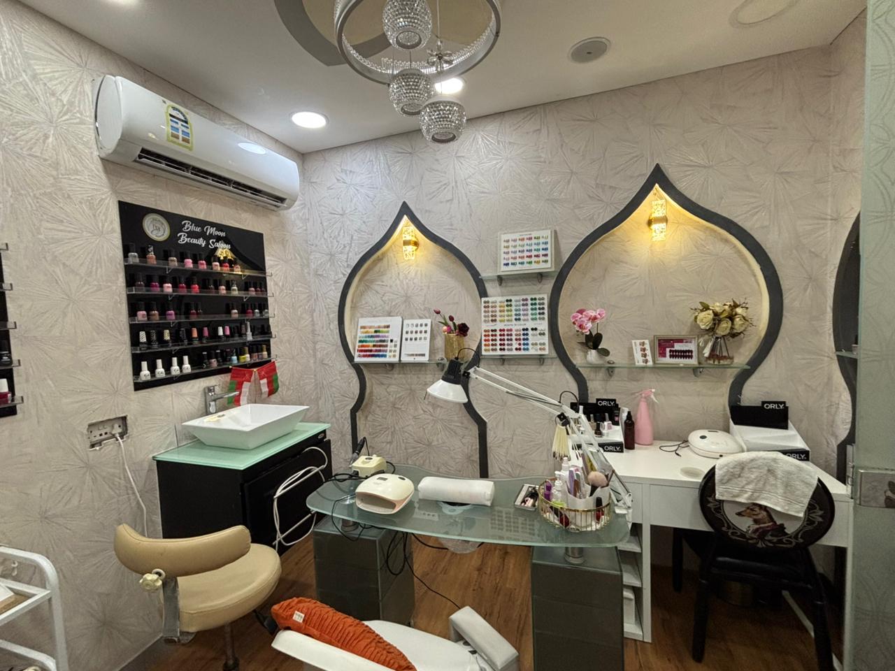 Blue Moon Beauty Salon - Professional Treatments