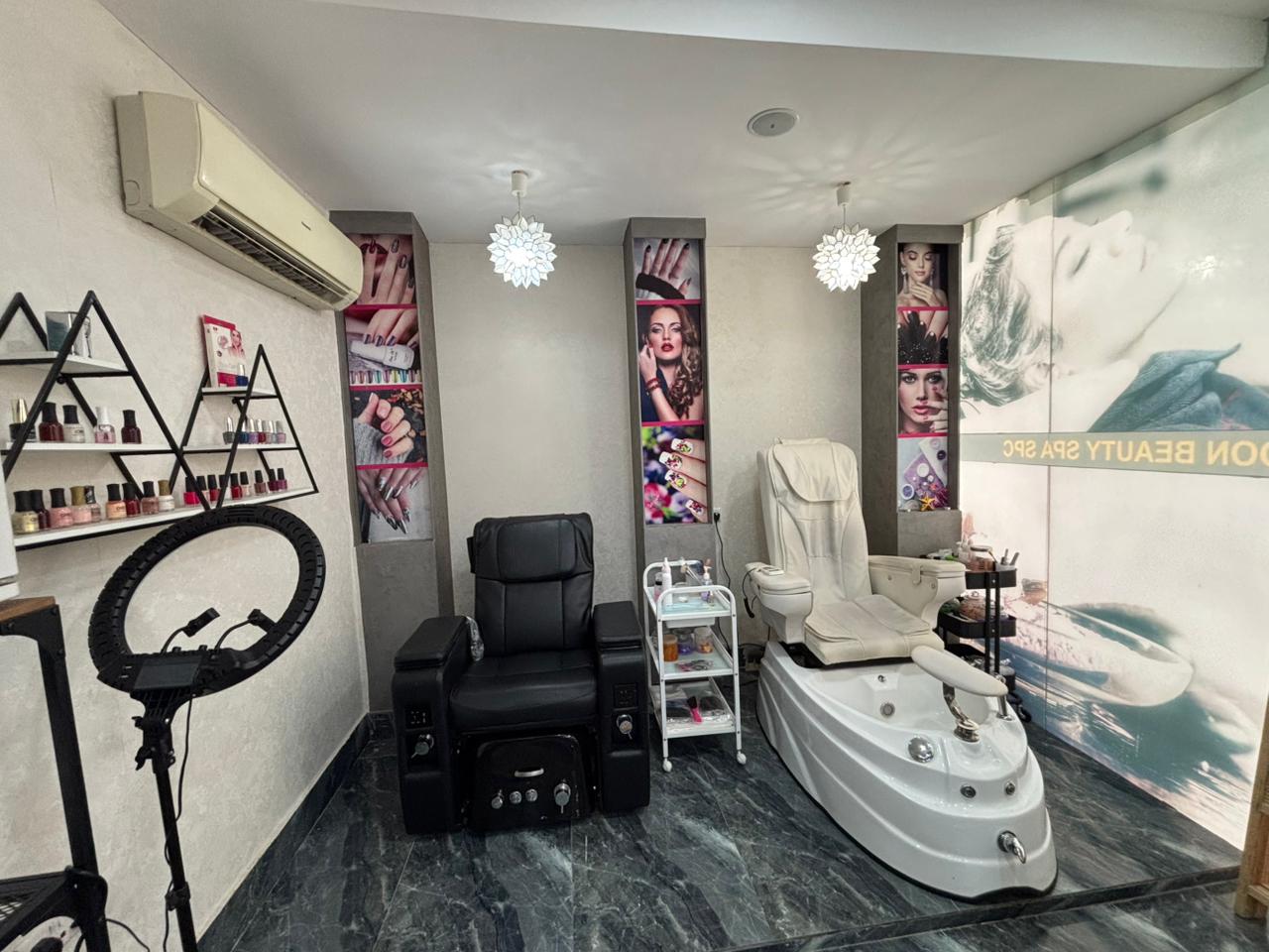 Blue Moon Salon - Hair & Beauty Al Koudh