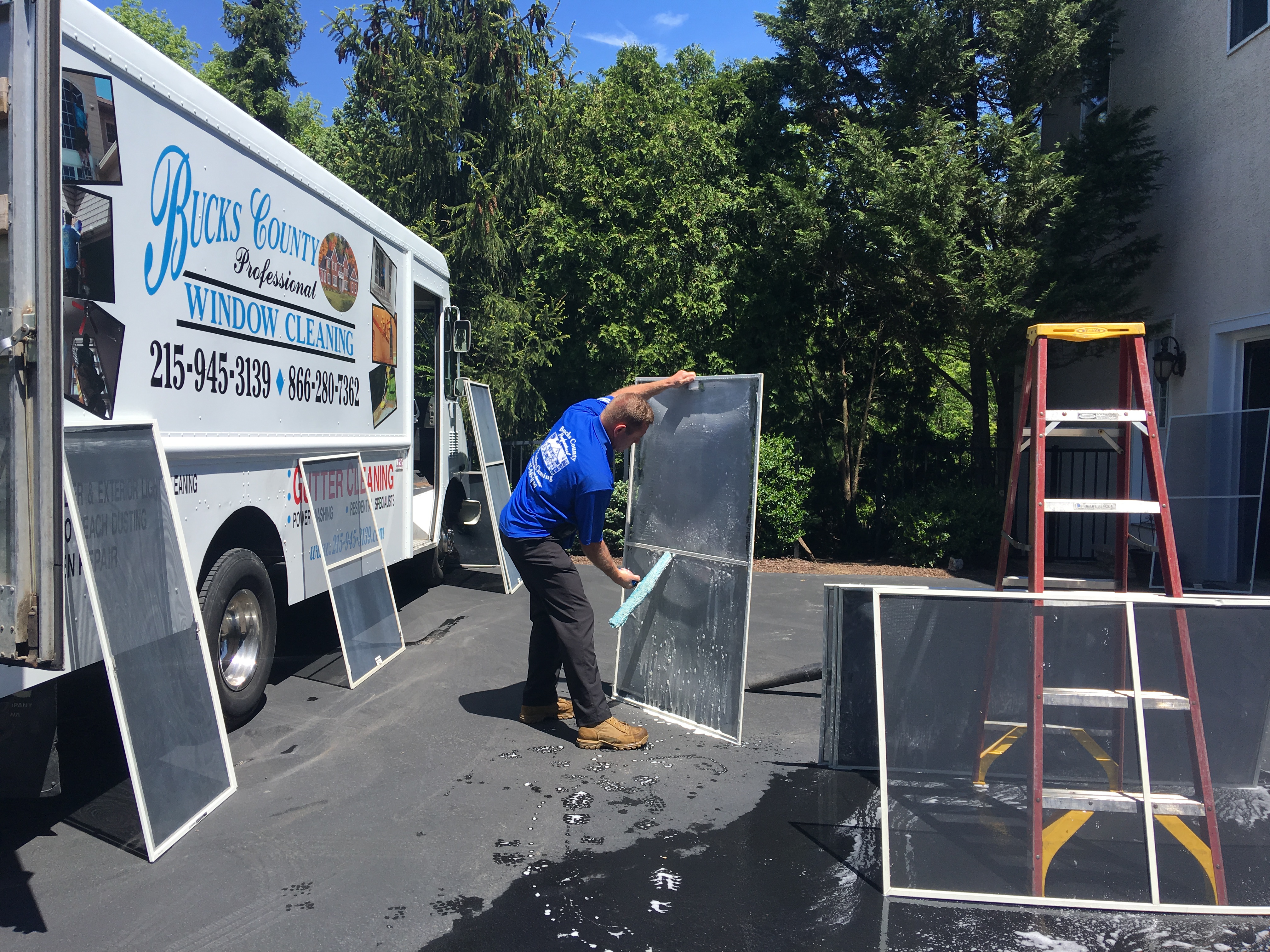 Bucks County residential window cleaning - job photo 16 in Bucks County PA