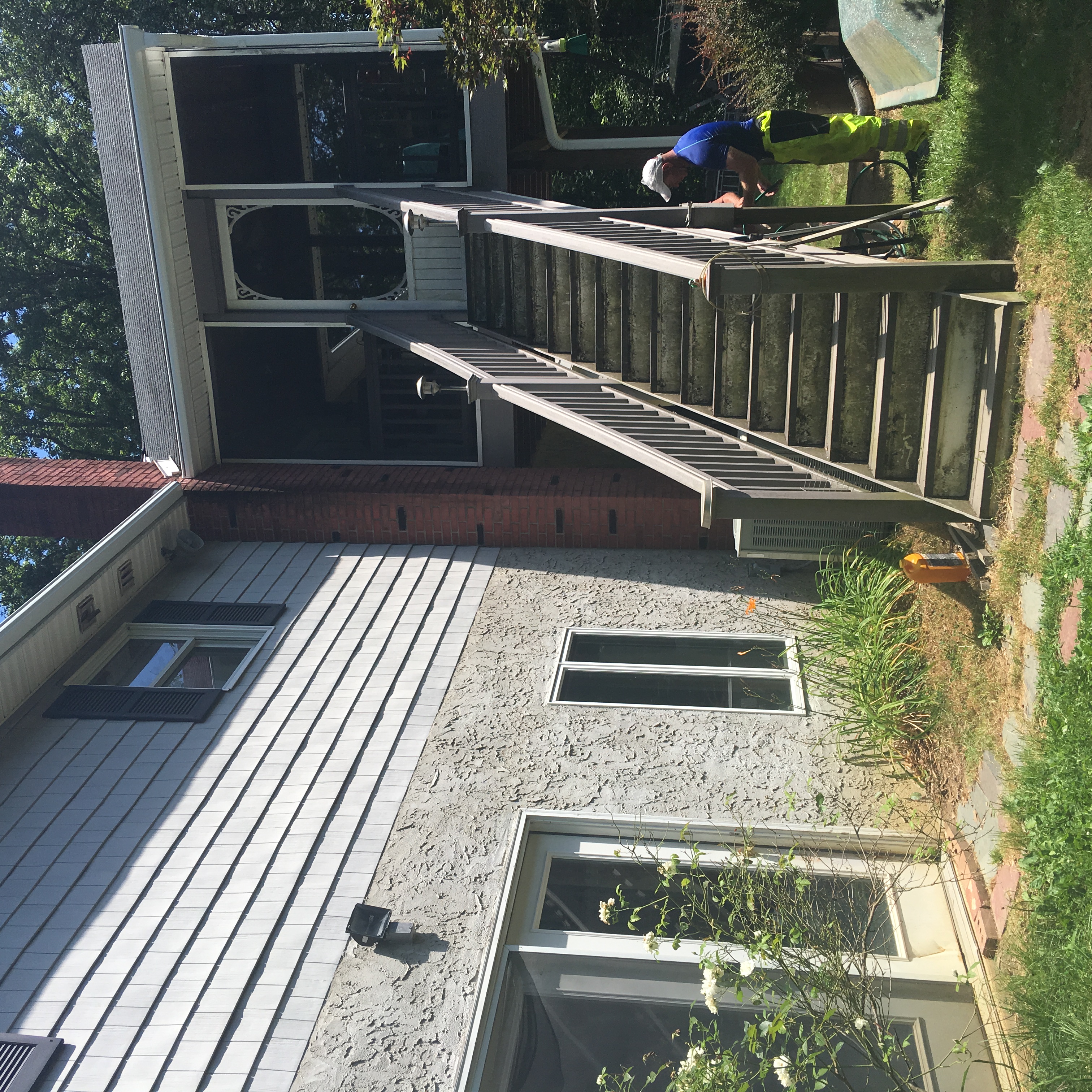 Bucks County residential window cleaning - job photo 36 in Bucks County PA