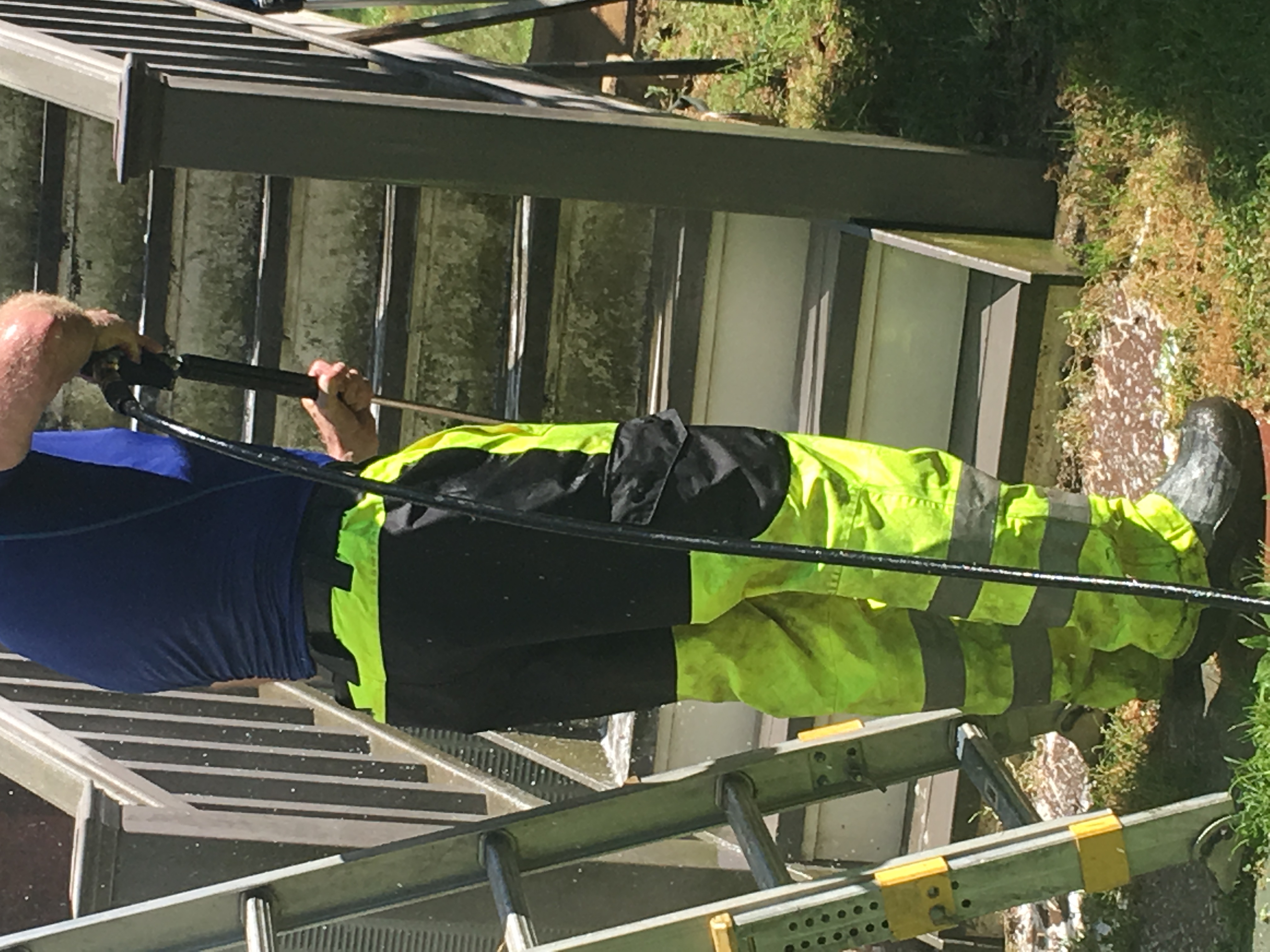 Bucks County residential window cleaning - job photo 38 in Bucks County PA