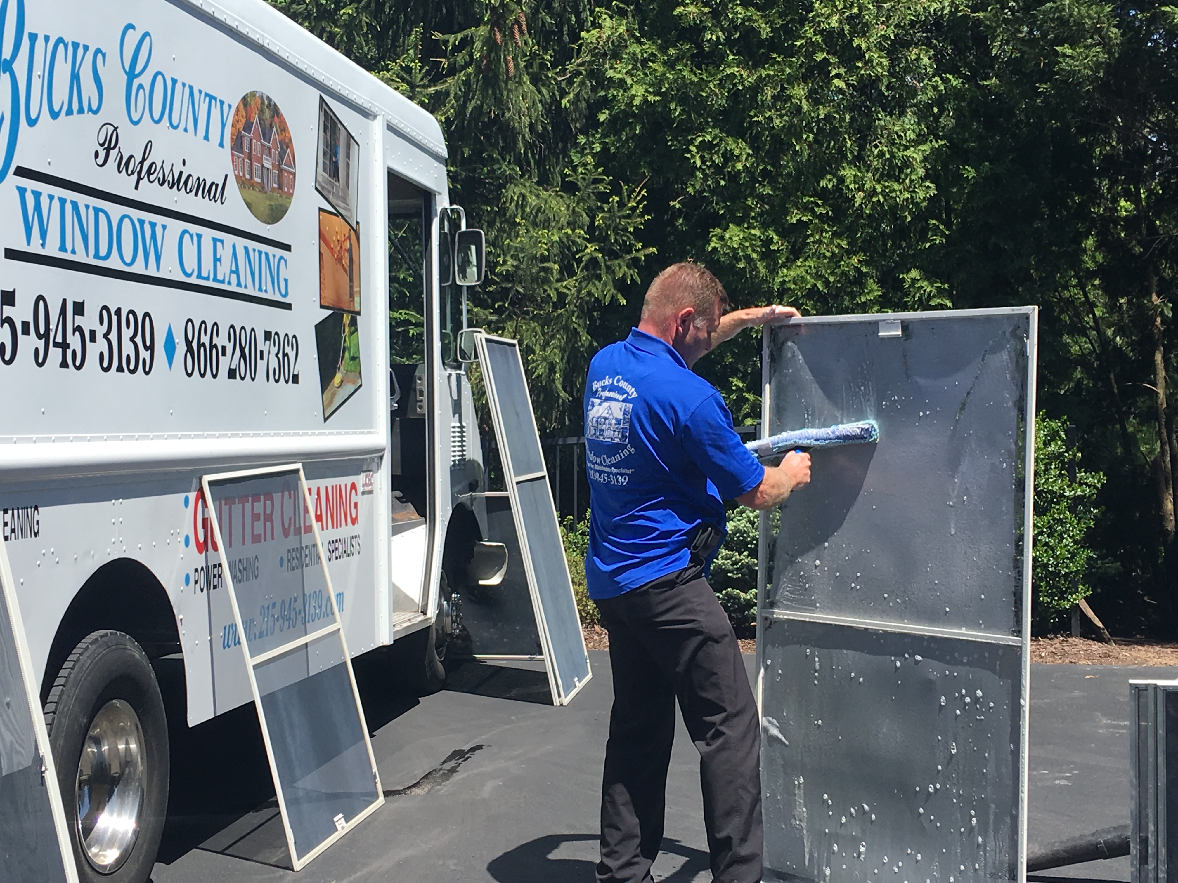 Bucks County residential window cleaning - job photo 17 in Bucks County PA
